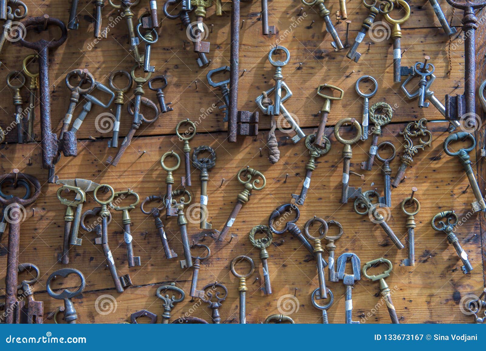 Old Rusty Key Collection Pattern Stock Image - Image of pattern