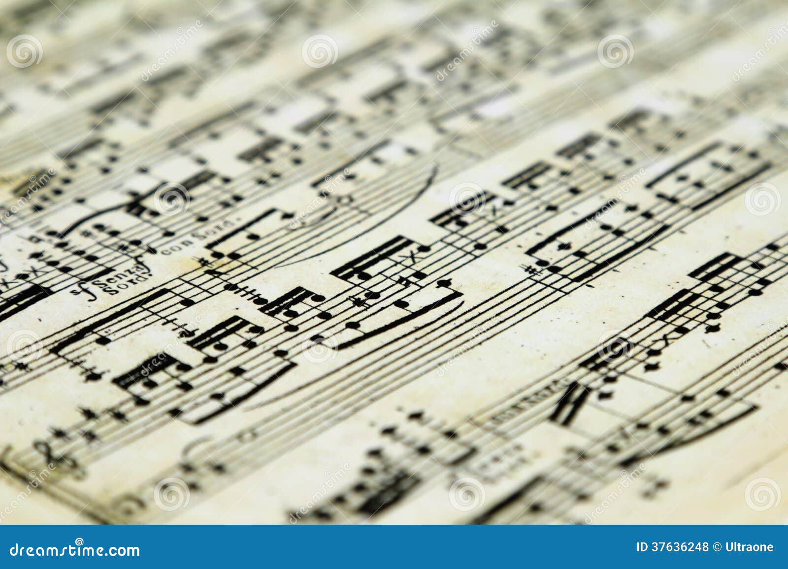 Old piano sheet music hi-res stock photography and images - Page 20 - Alamy