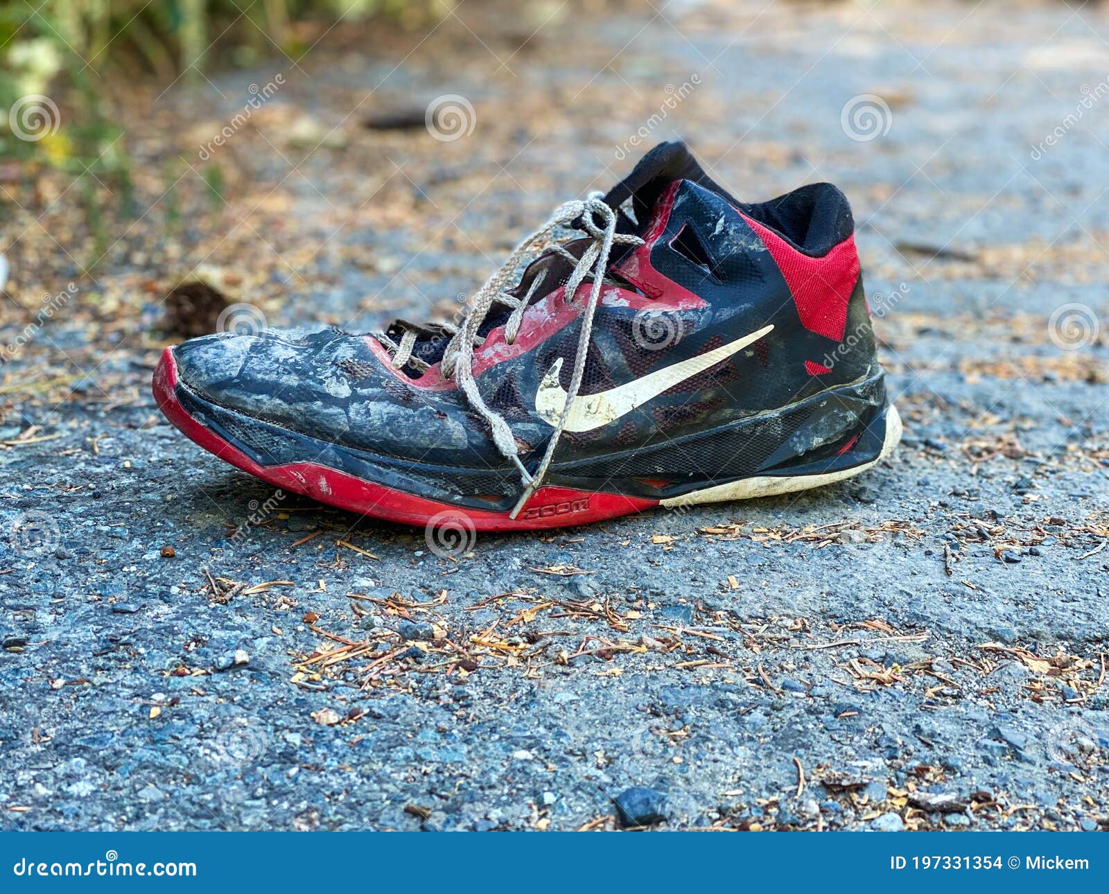 Dirty Nike Sneakers Photos - Free & Royalty-Free Stock Photos from  Dreamstime