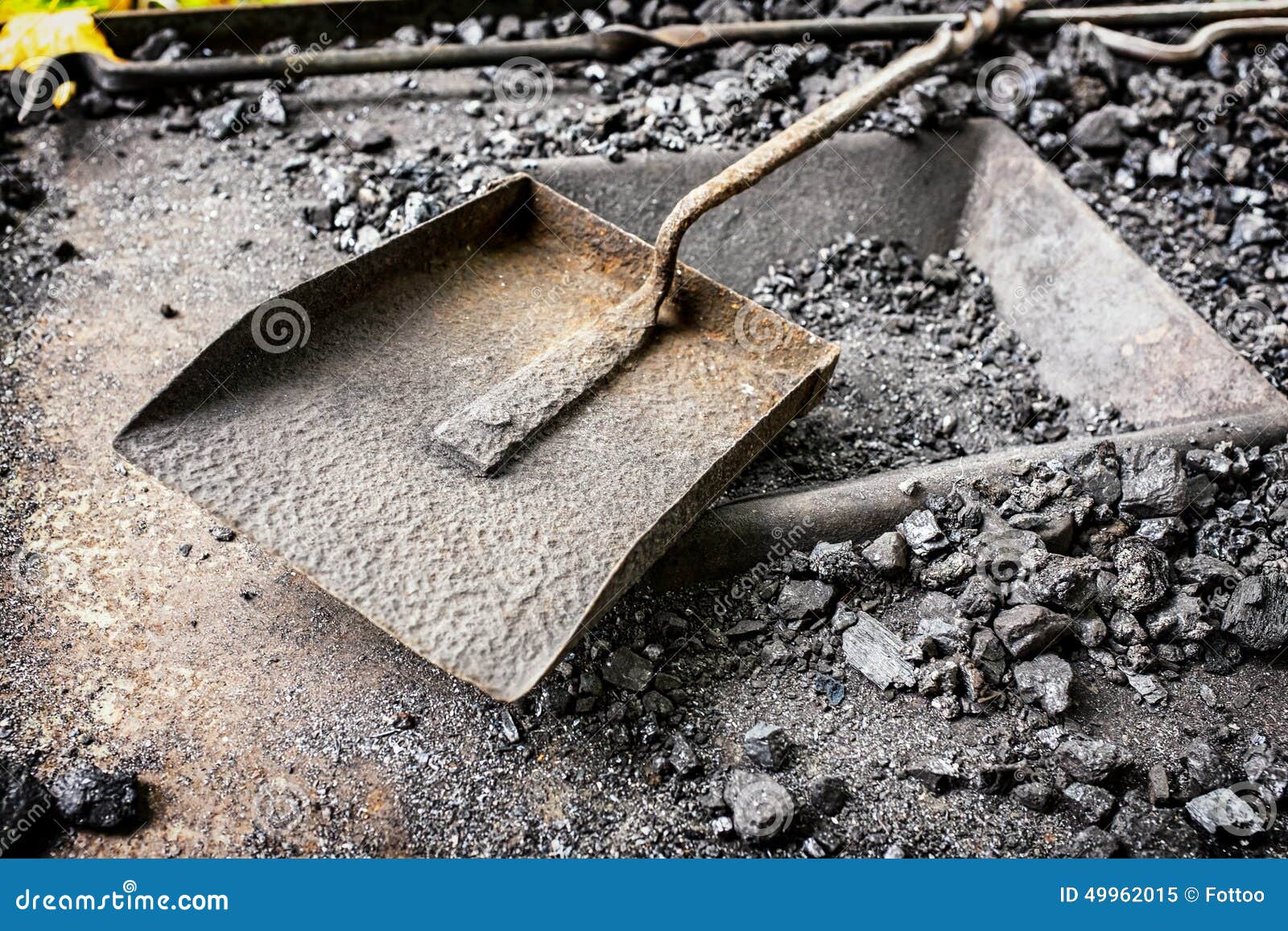 Old shovel stock image. Image of antique, stone, dirt 49962015