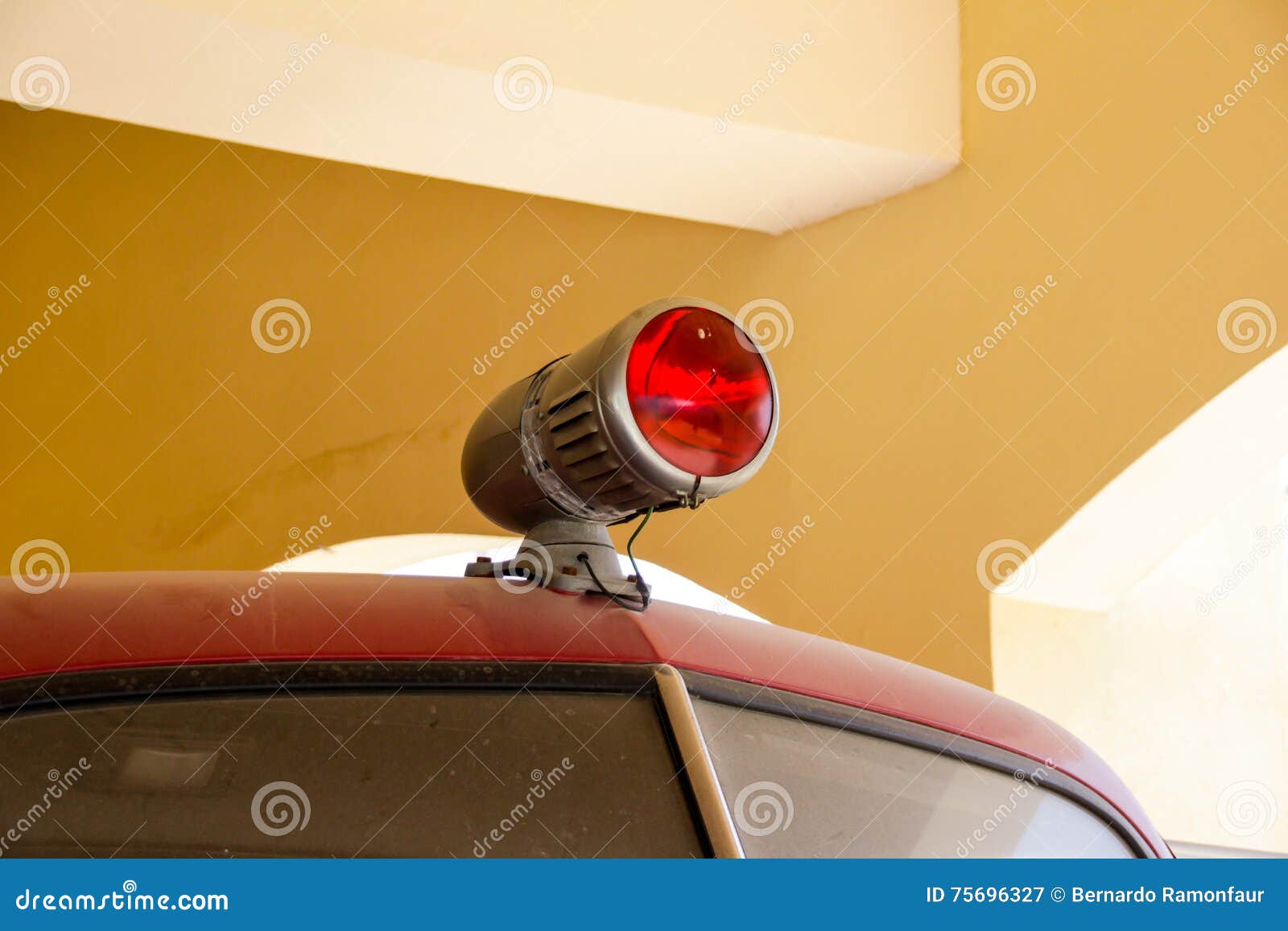 Old siren ambulance light stock image. Image of vehicle 75696327