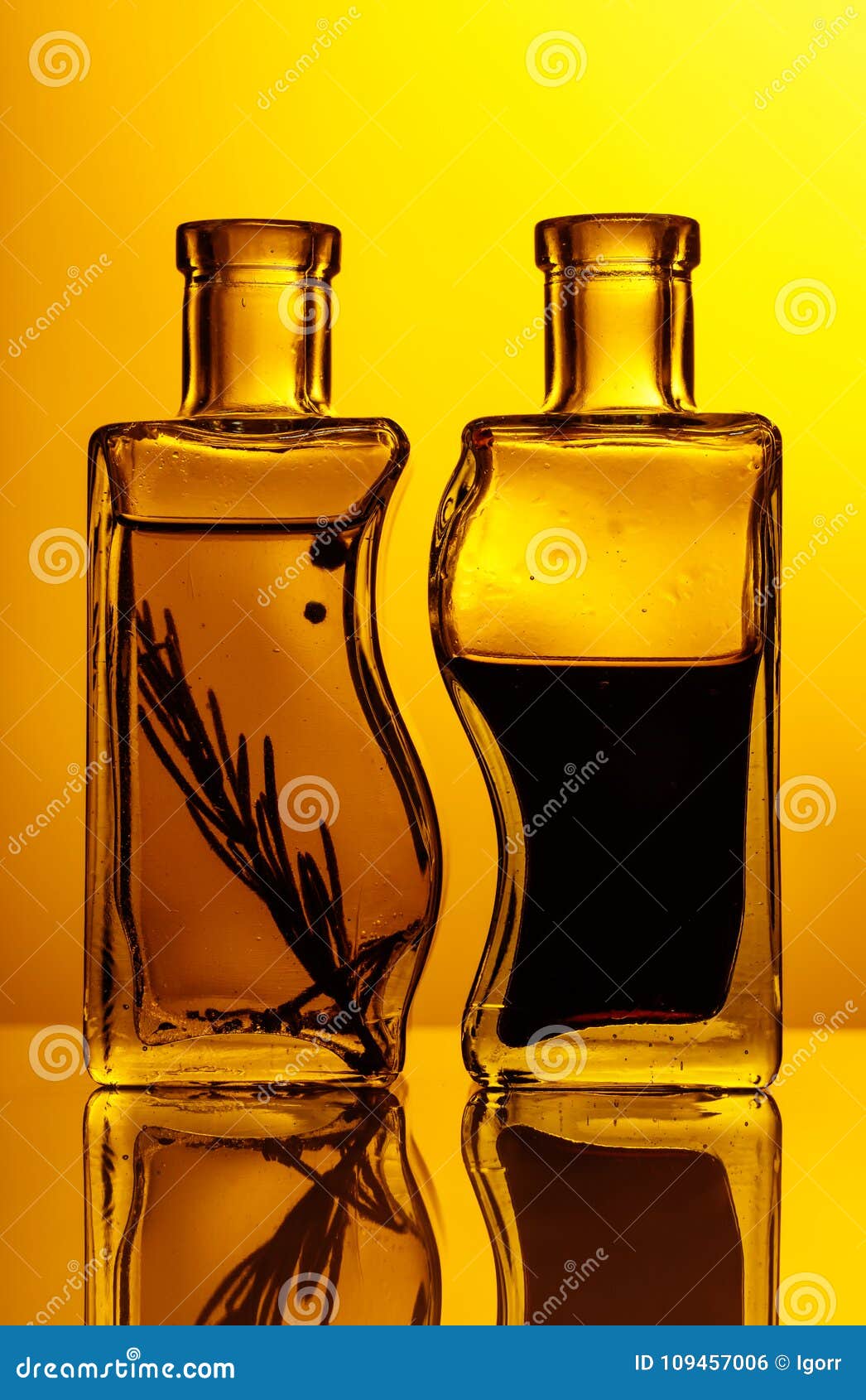 Bottles Of Flavored Olive Oil And Balsamic Vinegar . Stock Photo