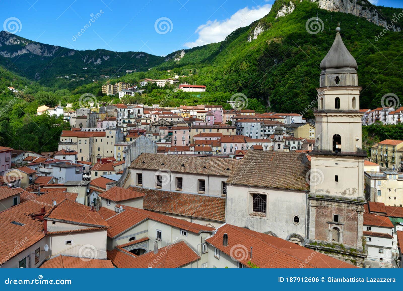 the old town of campagna.