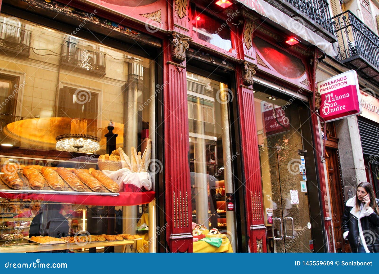 Old Typical Bakery in the Chueca District of Madrid Editorial Stock