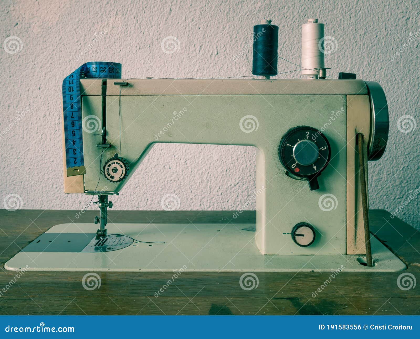 Old Vinatge Romanian Sewing Machine with Sewing Thread. Tailoring Meter