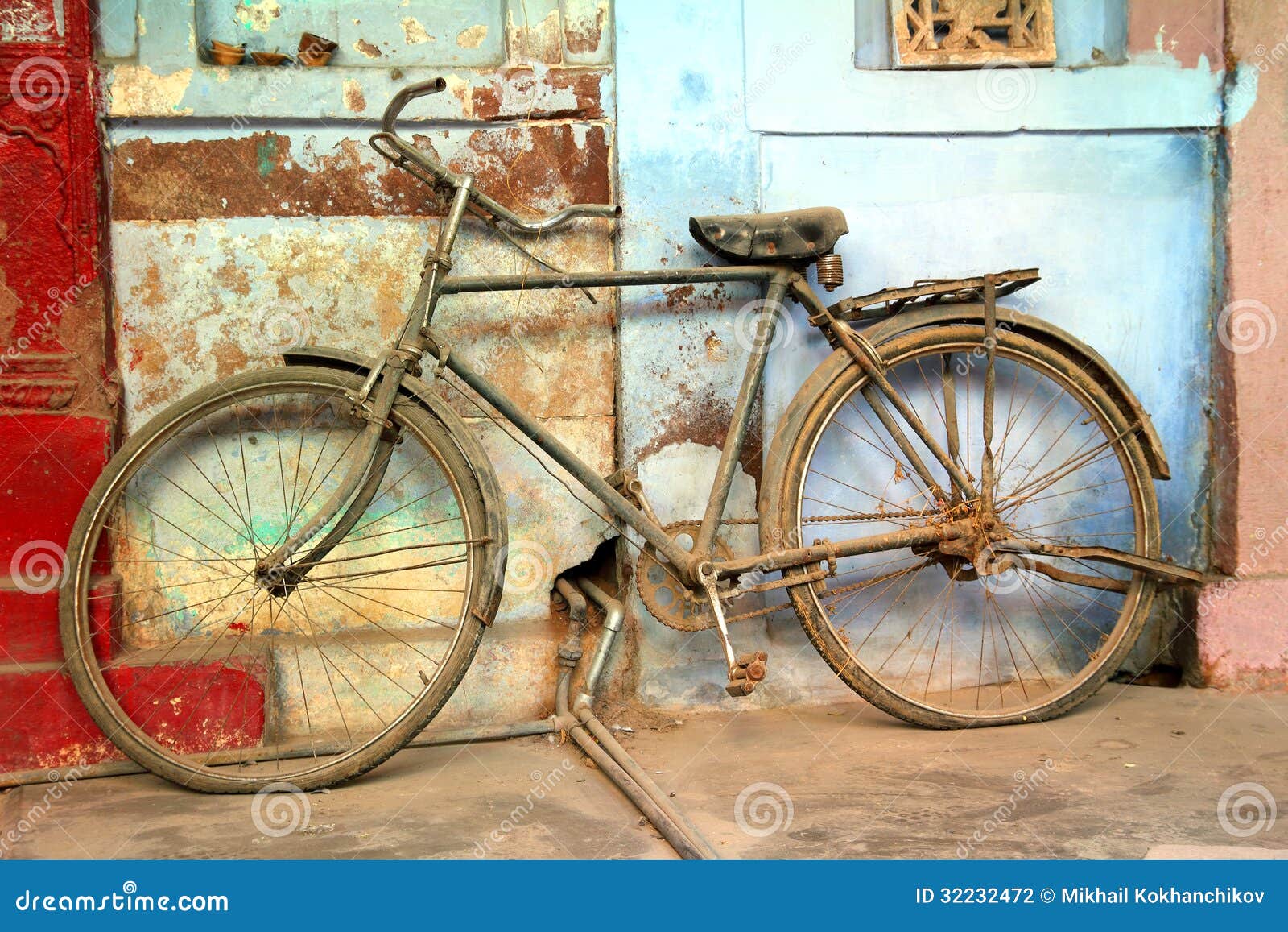 Old Vintage Bicycle In India Stock Photography - Image: 32232472