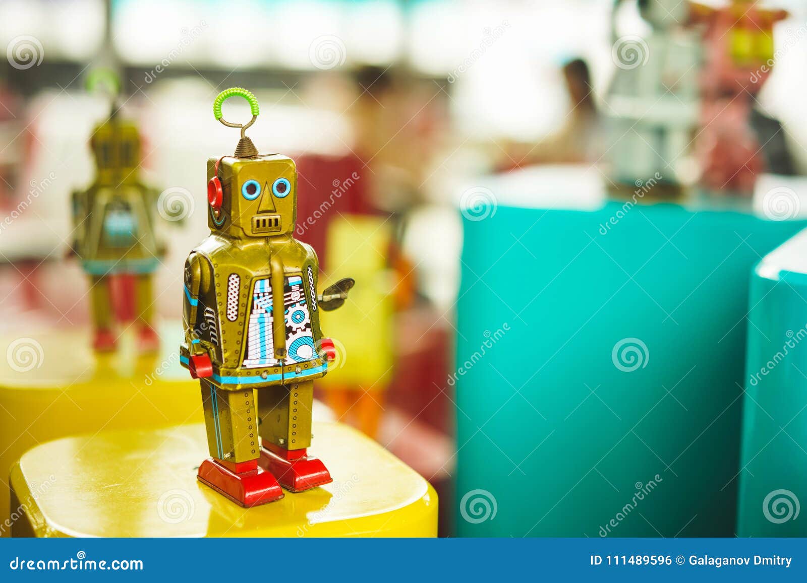 Old Vintage Golden Robot Toy on a Robotics and Design of the Past Stock Photo - Image of detail, future: 111489596