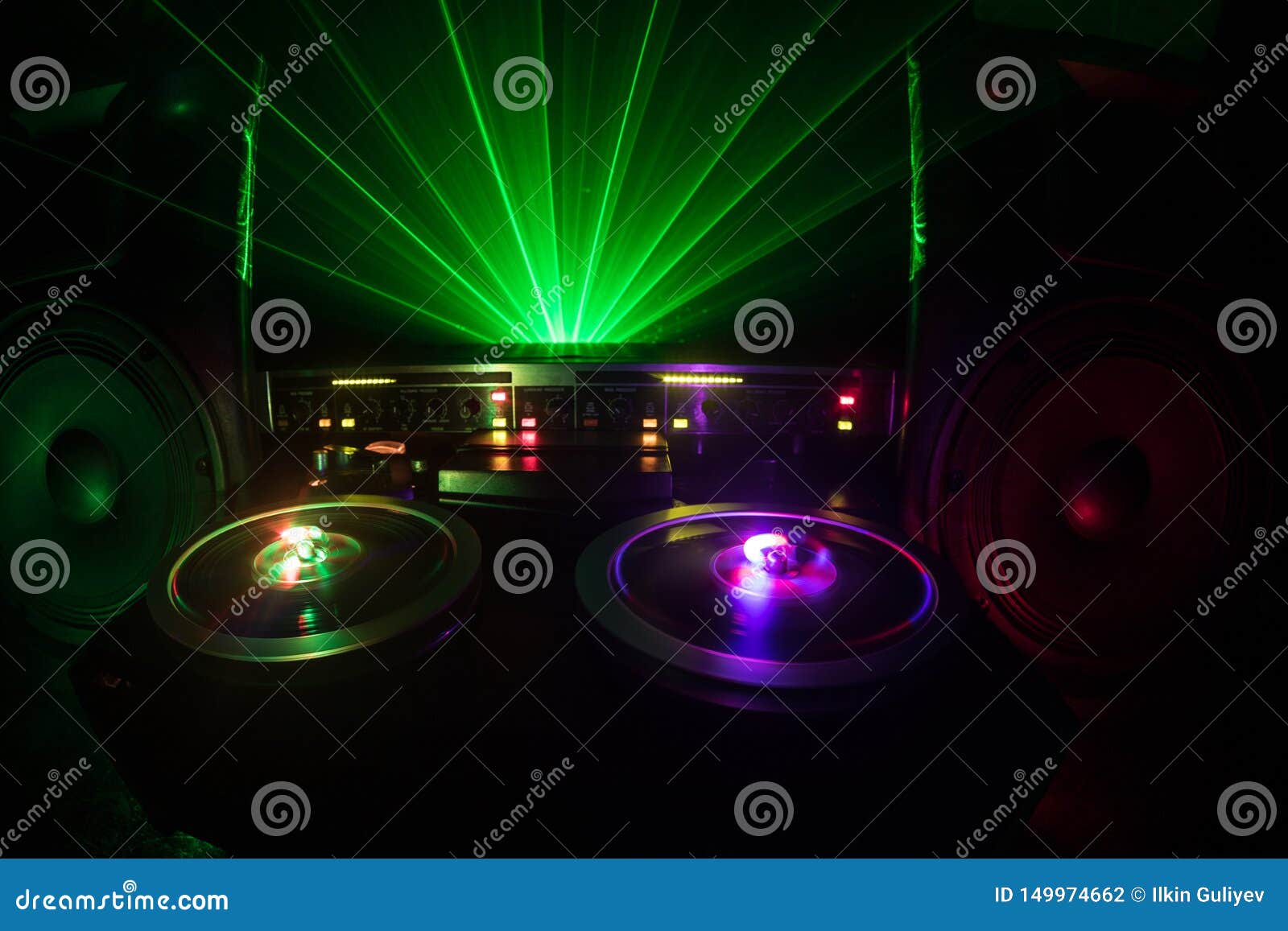 reel to reel player reel to reel player