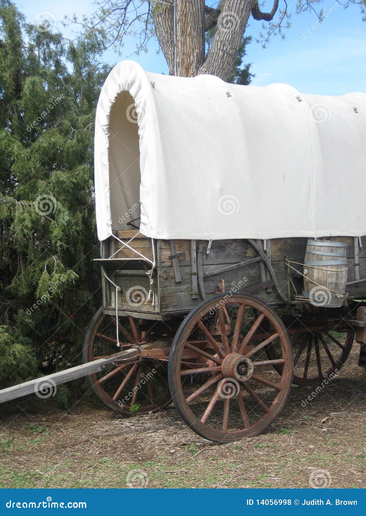 Old Covered Wagons 108