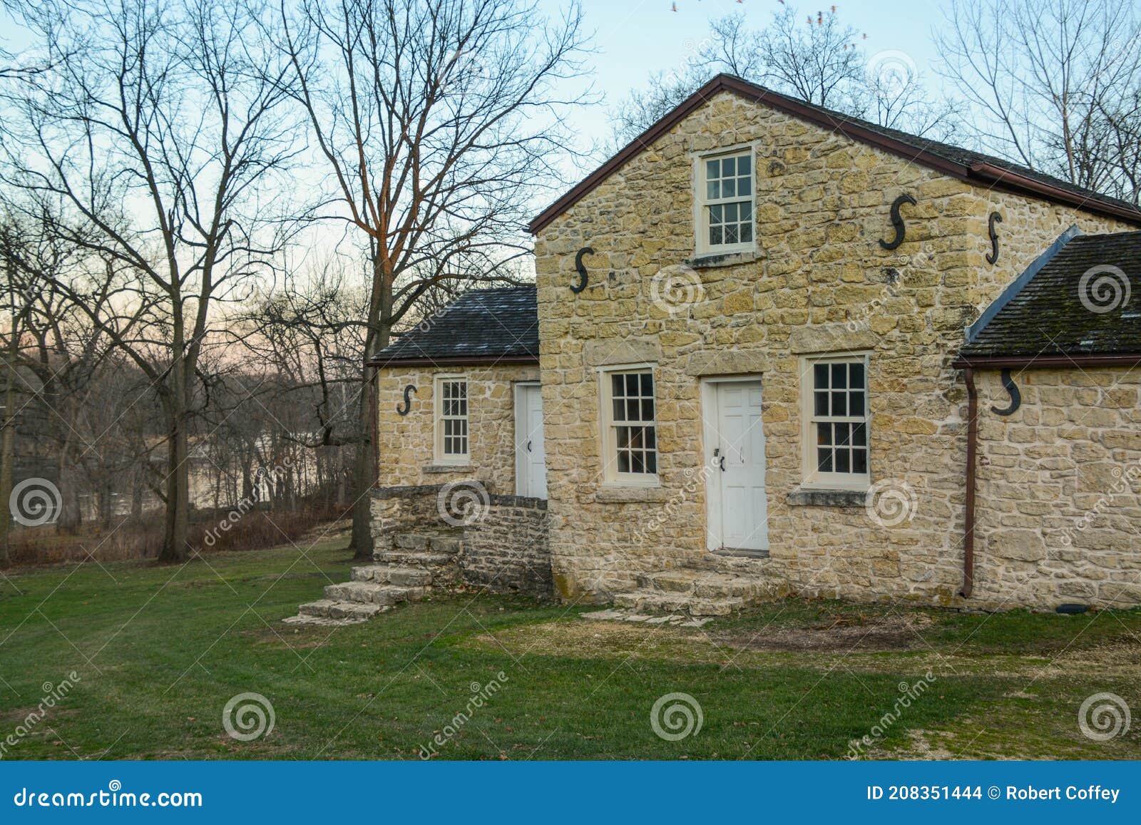 old whitman trading post, rockton