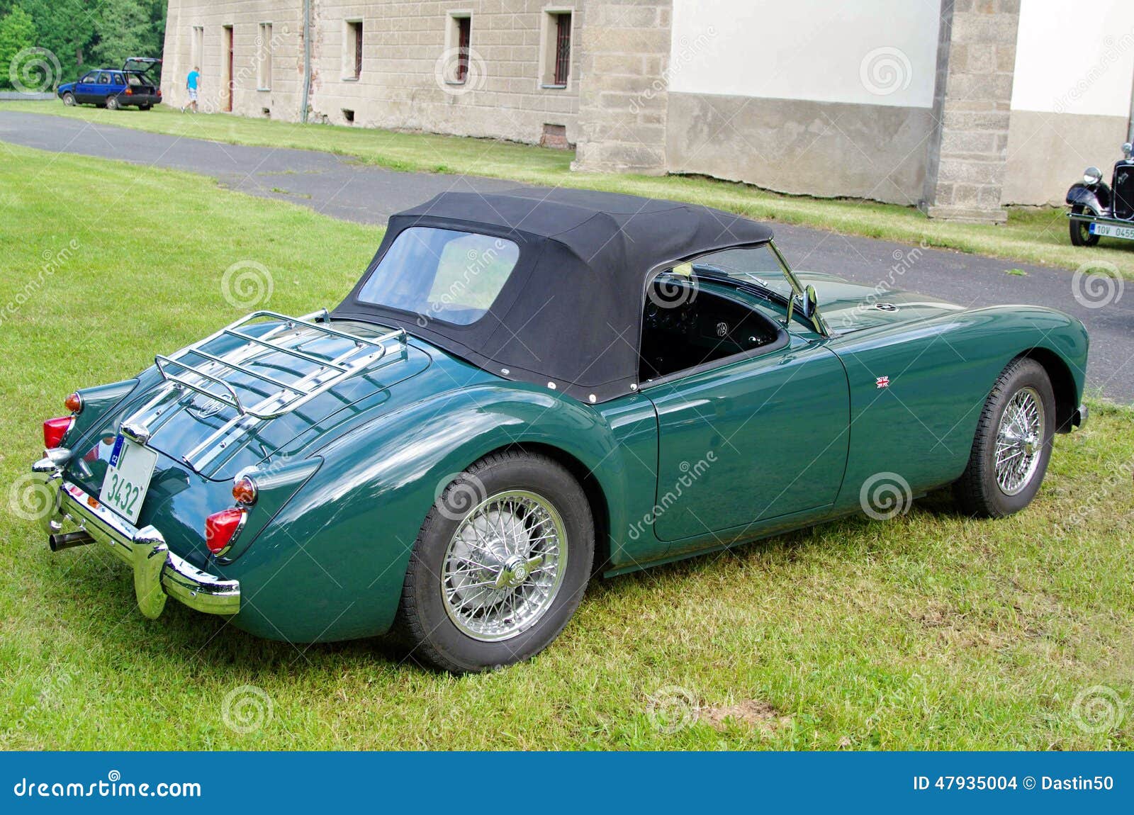 Oldtimer MG redactionele stock afbeelding. Image of wijnoogst - 47935004