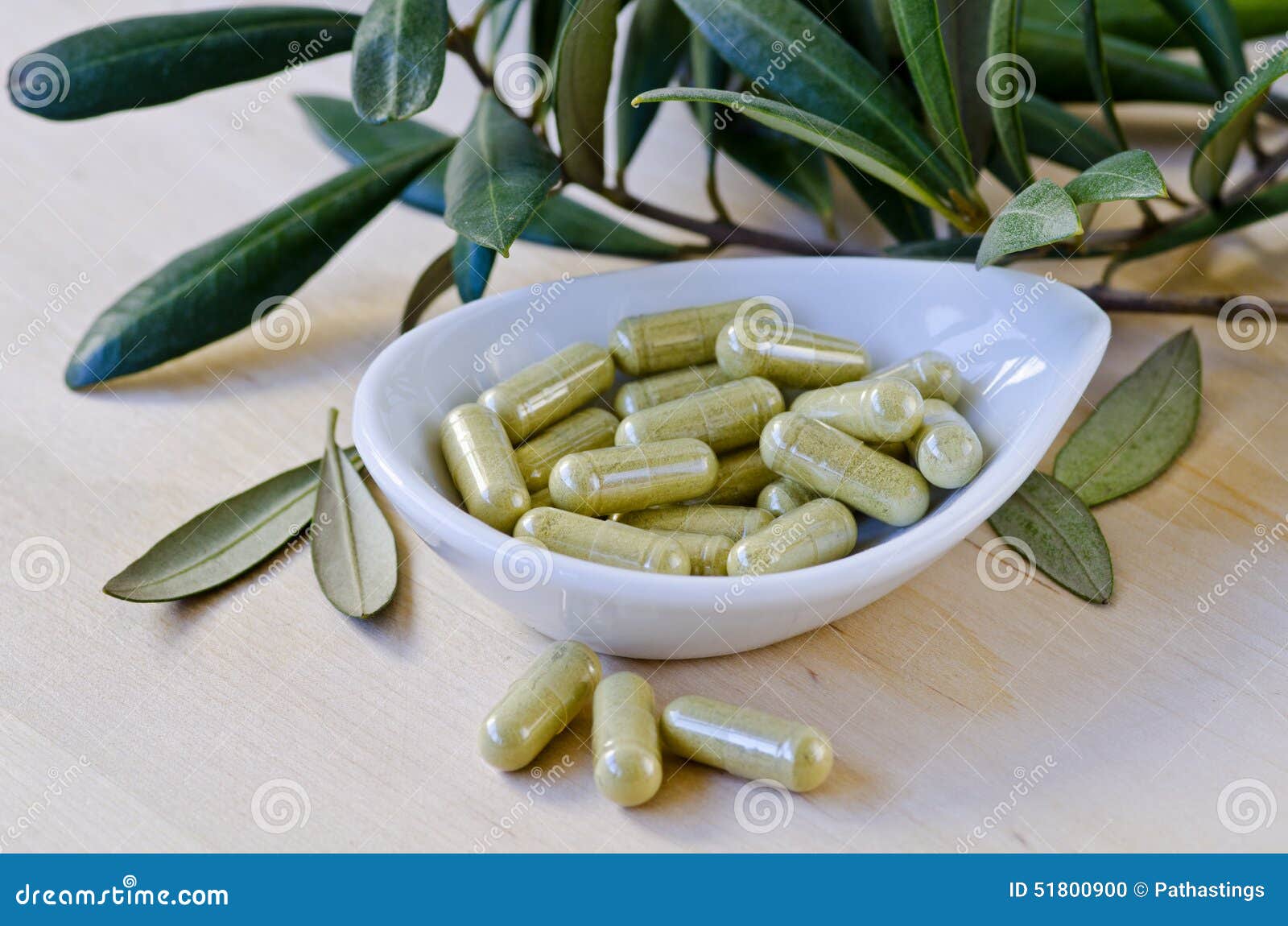 olive leaf extract in capsules. dietary supplements.