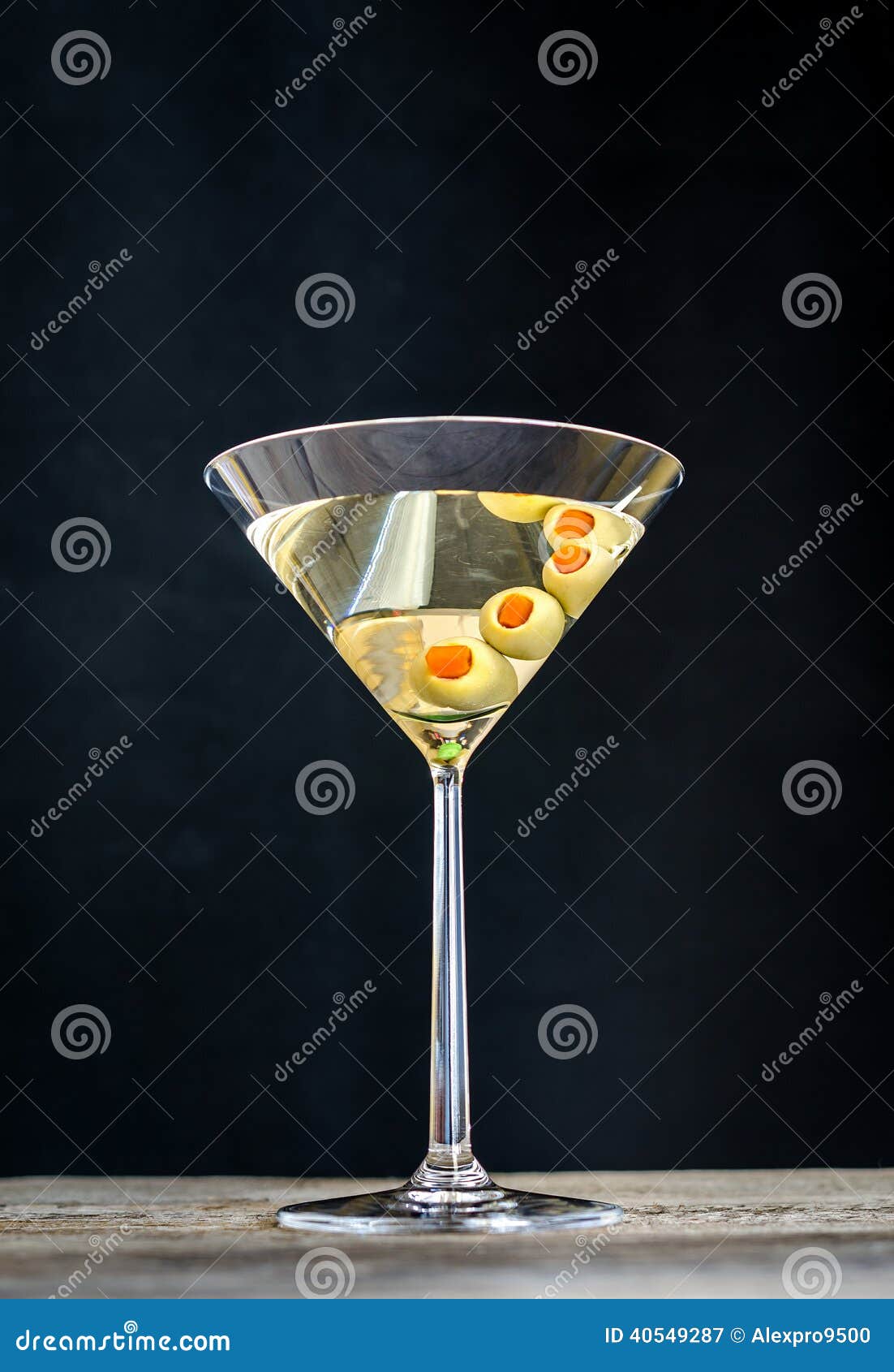 Olive martini cocktail stock image. Image of martini 40549287