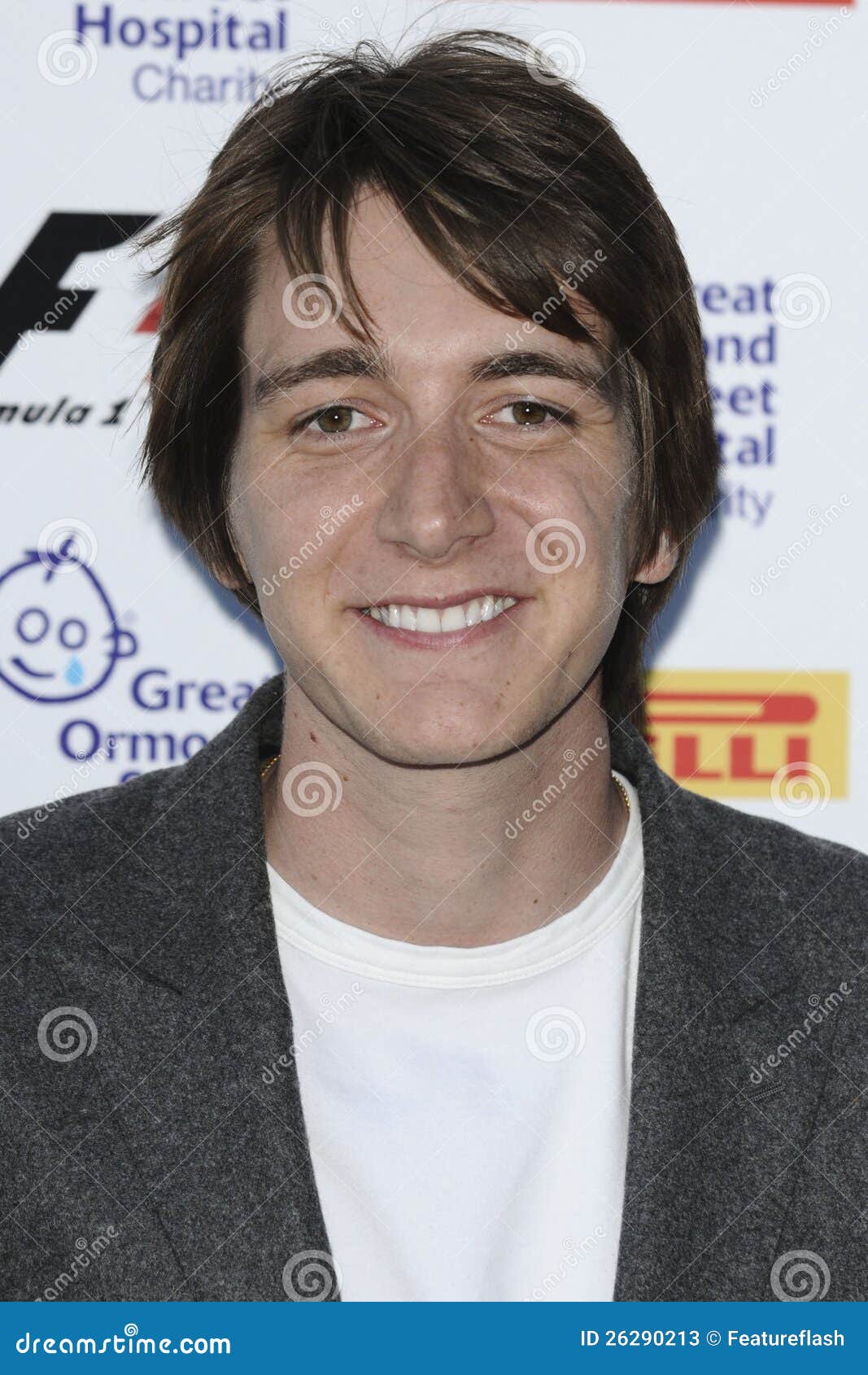 oliver-phelps-pics-closeup