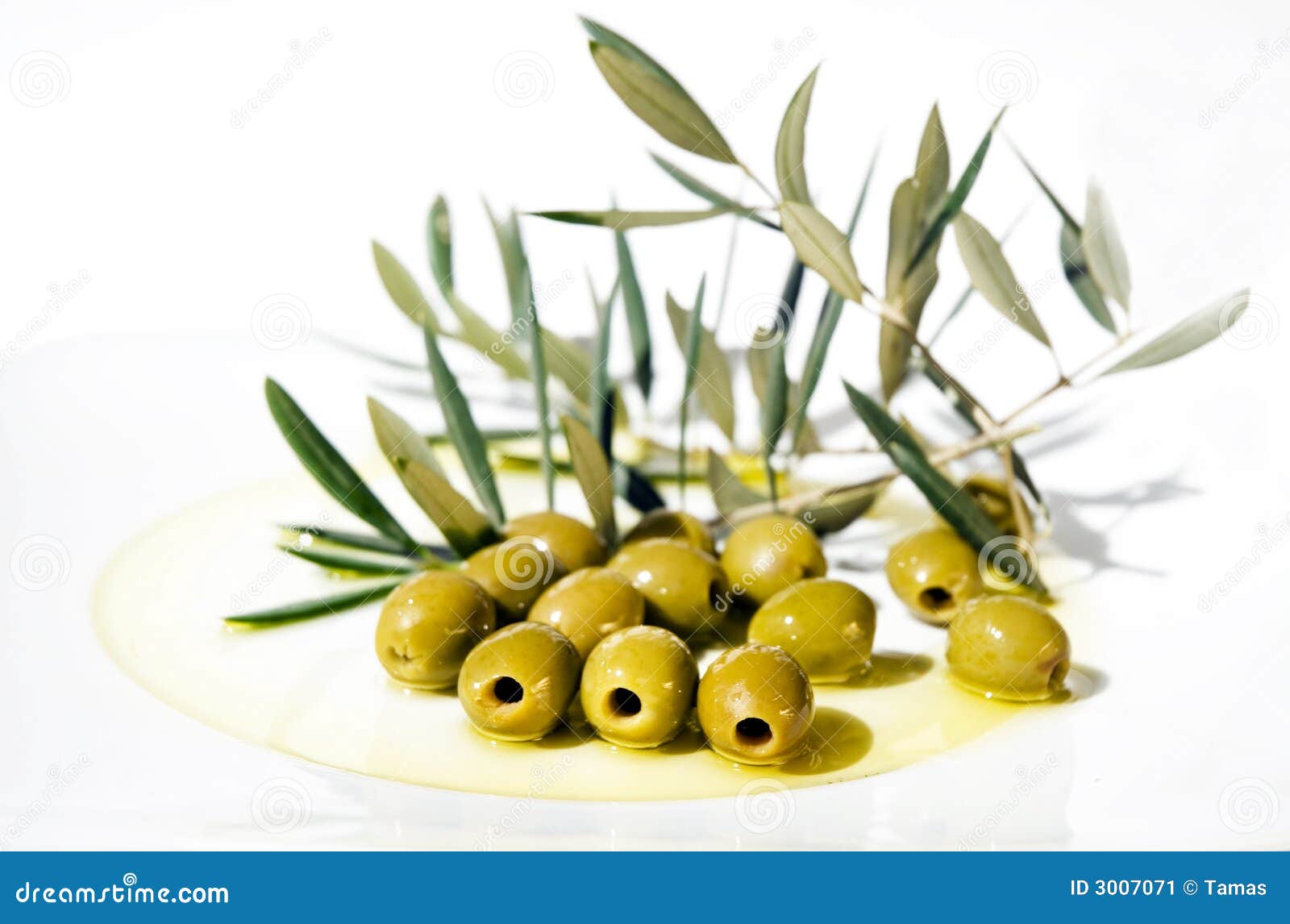 Olives Et Huile D'olive De Plaque Image stock Image du lampes, olive