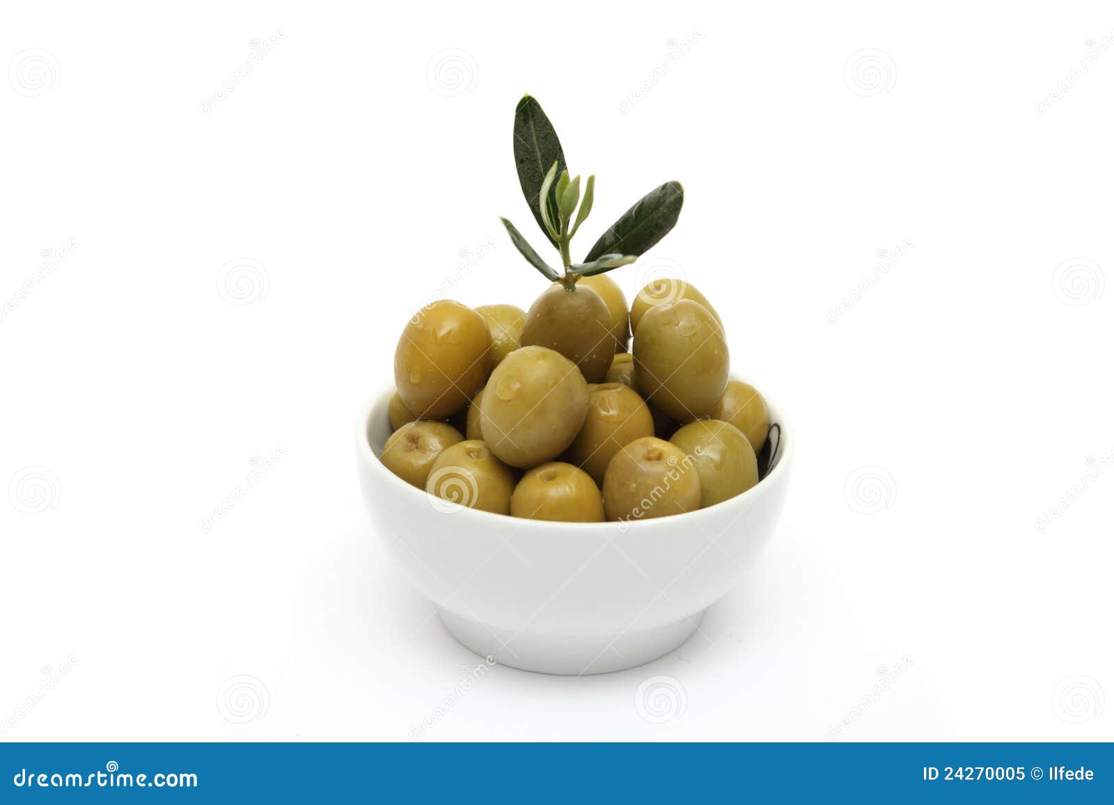 Olives vertes image stock. Image du italien, nourriture 24270005