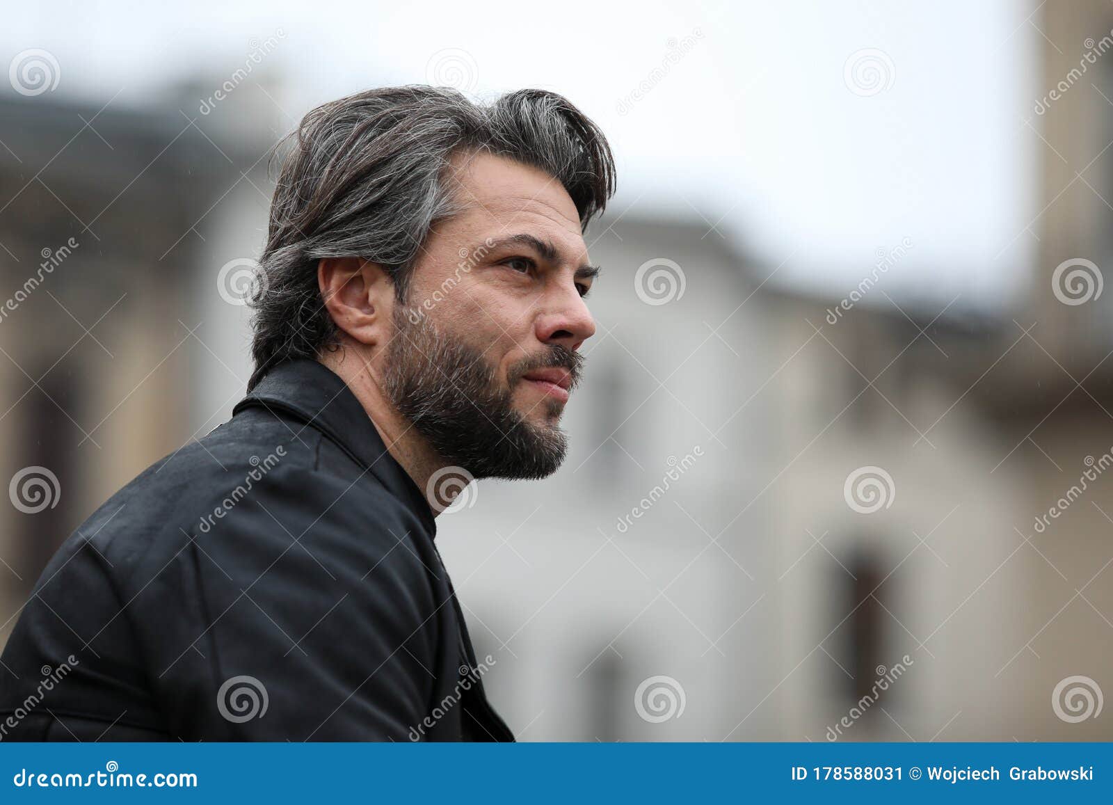 Olivier Janiak Journalist, Television Presenter, Announcer, Model 