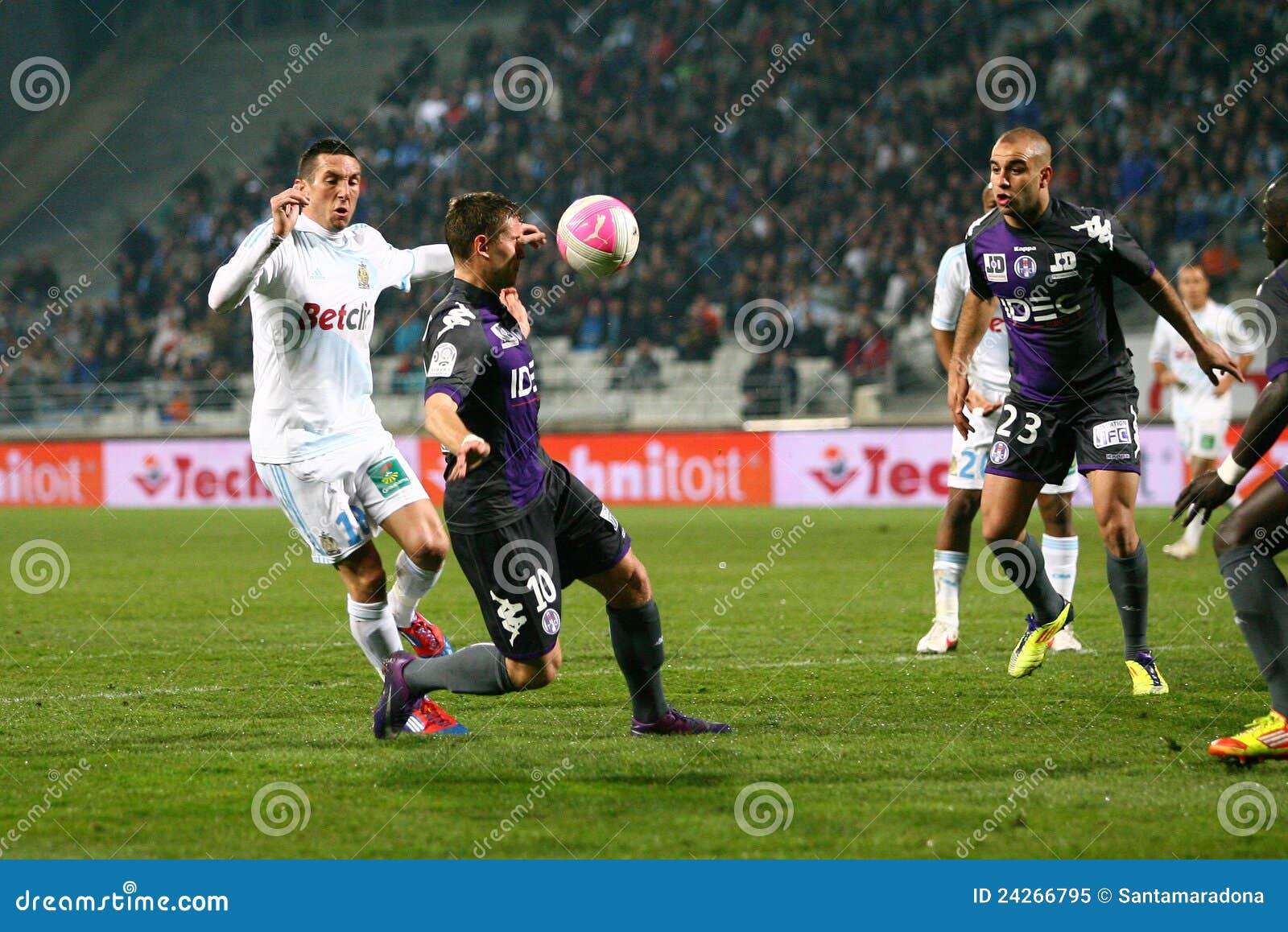 Olympique De Marseille Vs Toulouse FC Editorial Image - Image of champions, action: 24266795