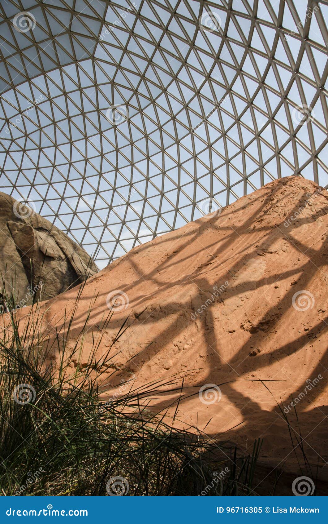 Omaha S Henry Doorly Zoo Desert Dome Stock Image Image Of