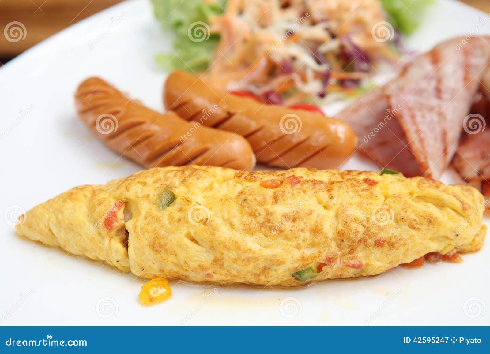 Omelette d'oeufs dans la fin