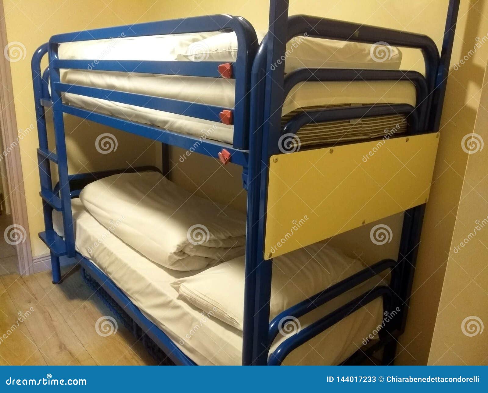 sherlock twin bunk bed