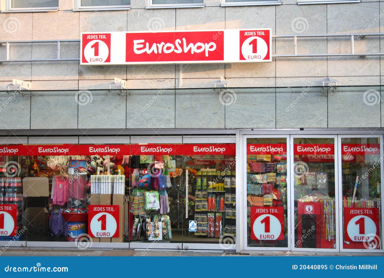 hoofdonderwijzer Portugees Complex One Euro Shop editorial image. Image of money, item, export - 20440895