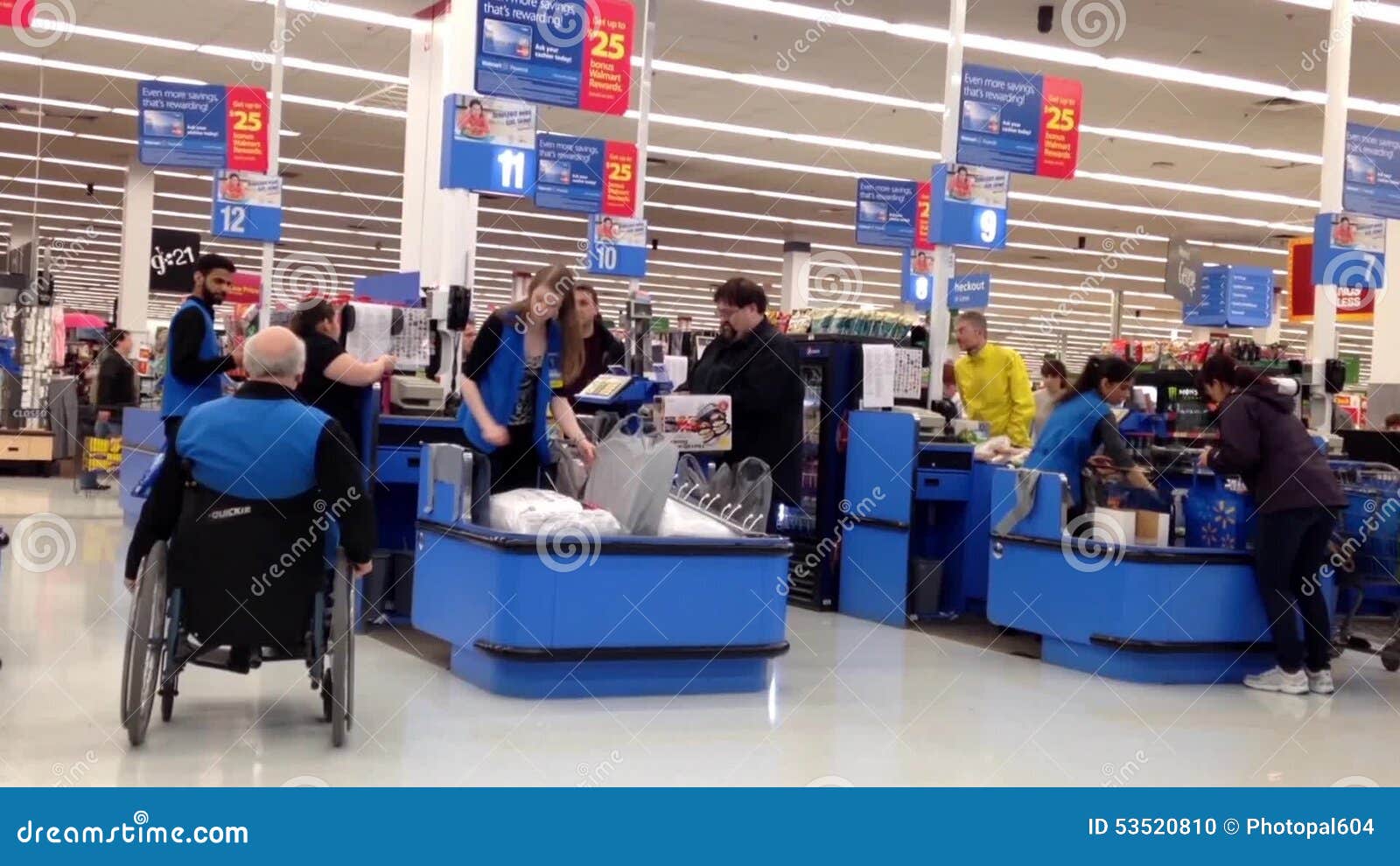 The shortest checkout line at an Orlando Walmart : r/walmart