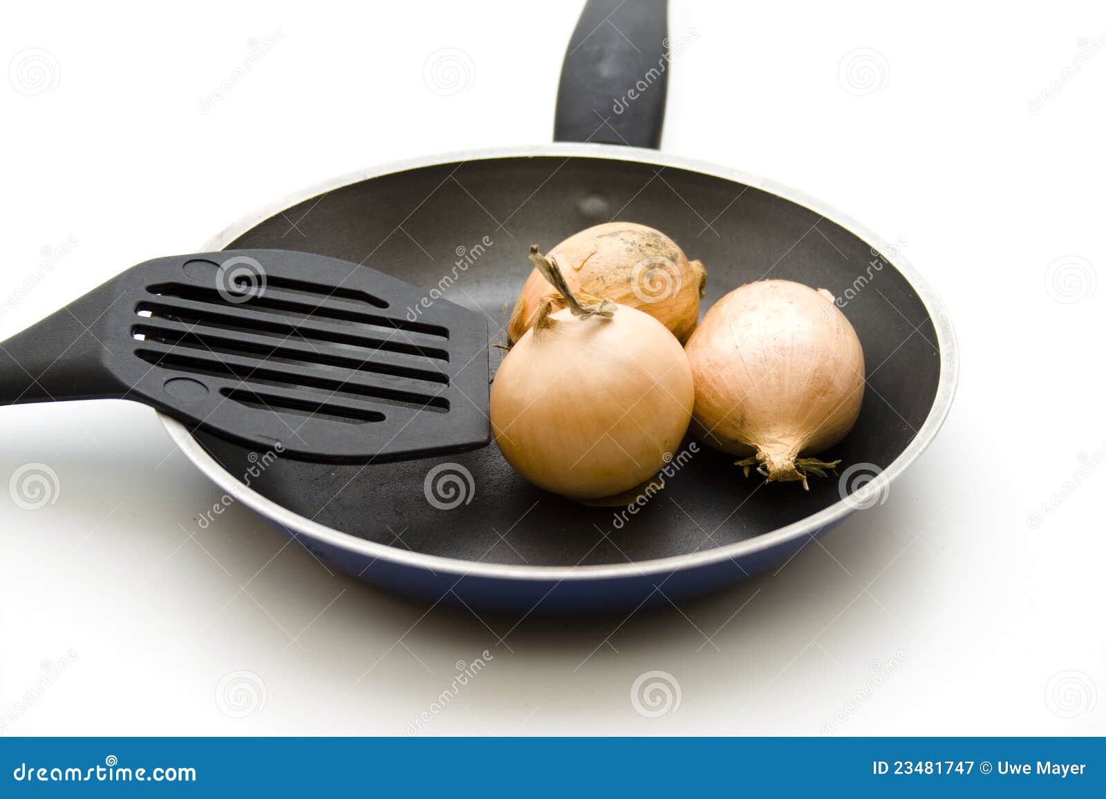 Onions in the roasting pan stock image. Image of vegetable 23481747