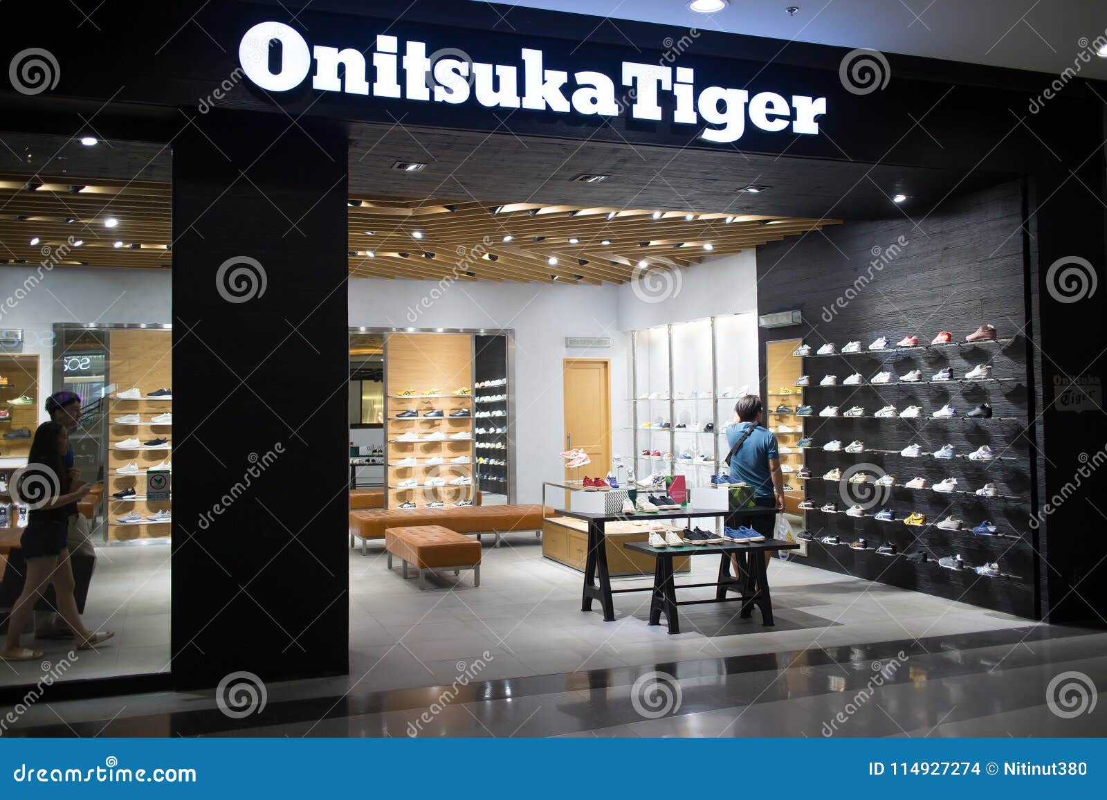 tiger scarpe negozi