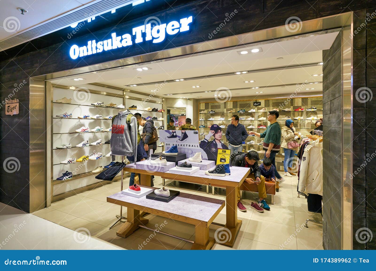 onitsuka tiger store