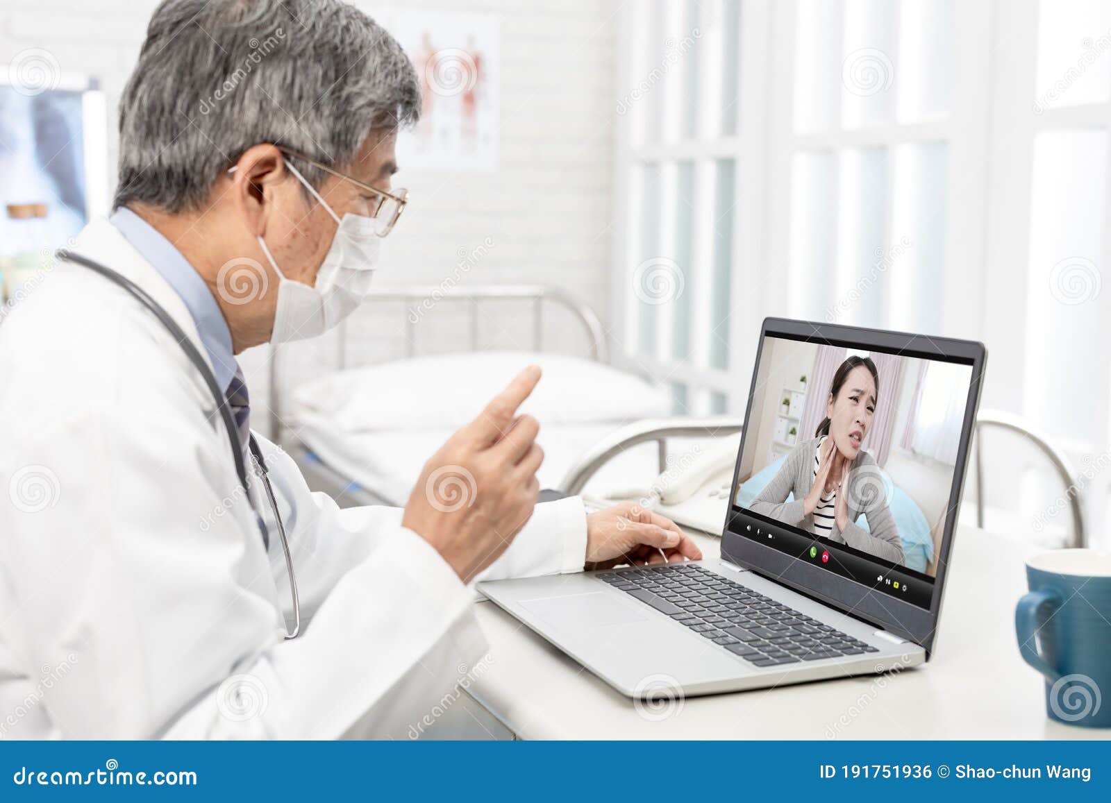 online tele medicine concept