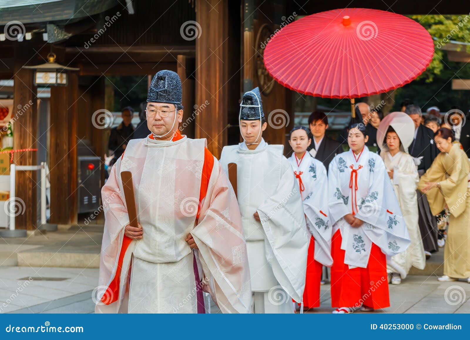 Onmyoji Japanese  Priest In A Japanese  Wedding  Ceremony 