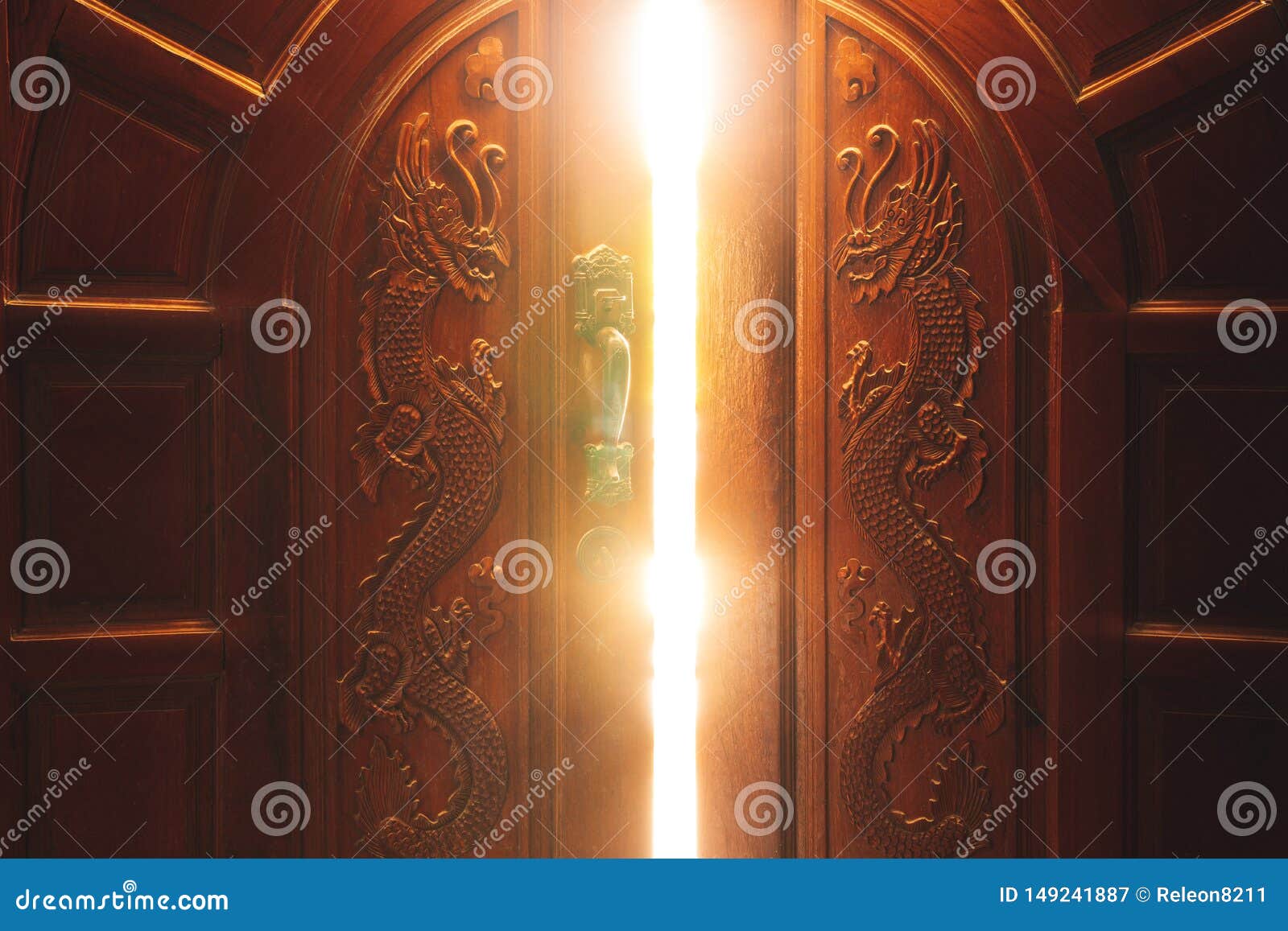 Open door light concept stock image. Image of floor 149241887