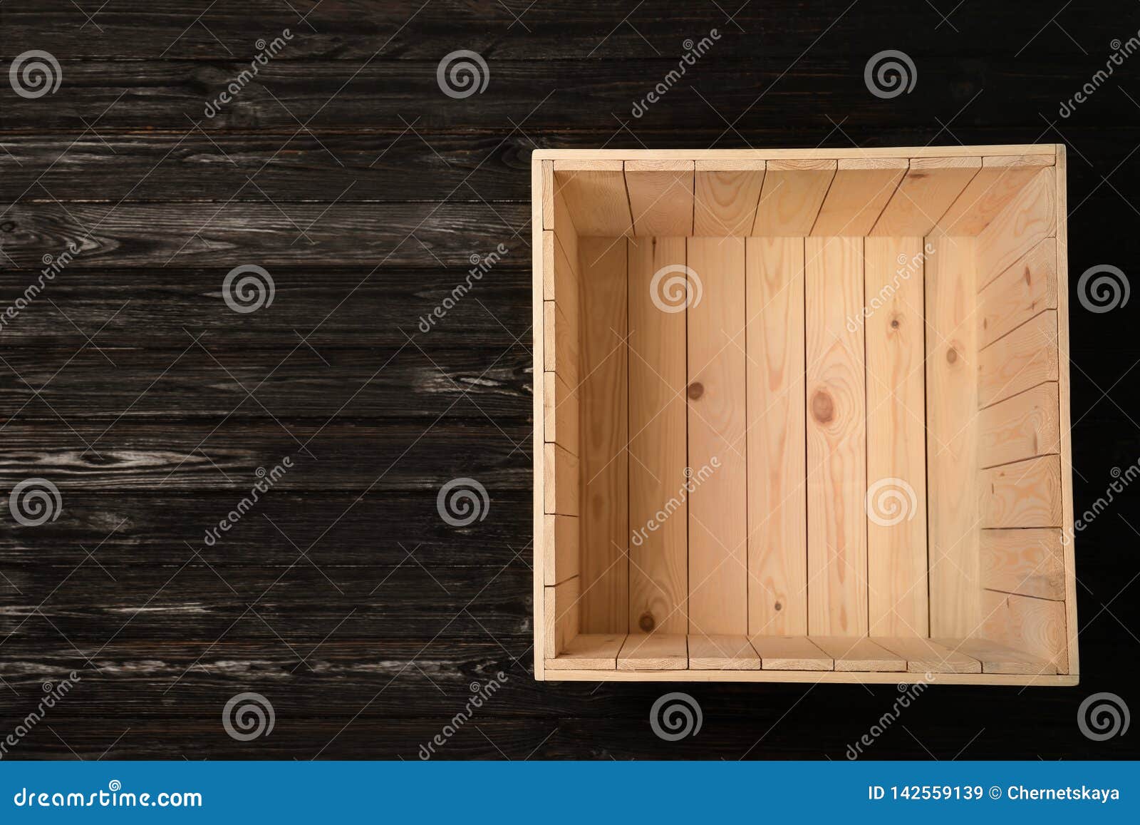 Download 657 Empty Wood Crate Box Top View Photos Free Royalty Free Stock Photos From Dreamstime PSD Mockup Templates