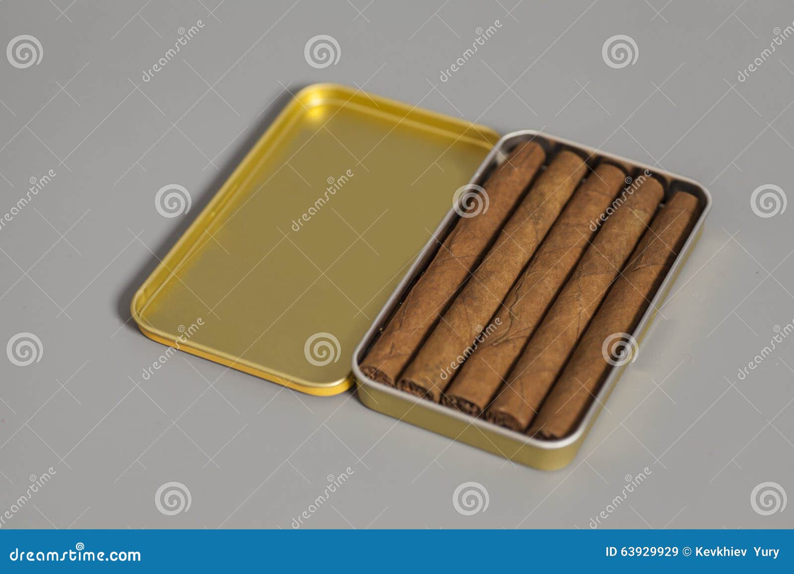 Open Metal Cigar Box stock image. Image of grandfather 63929929