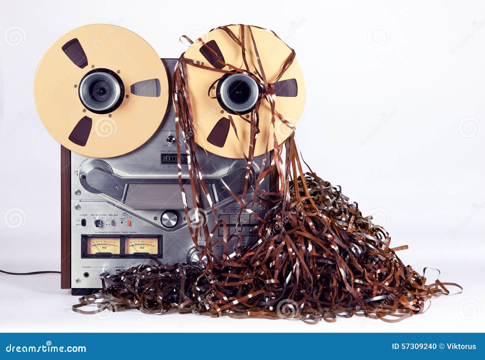 Open Reel Tape Deck Recorder Player with Messy Entangled Tape Stock Photo -  Image of media, bunch: 57309240