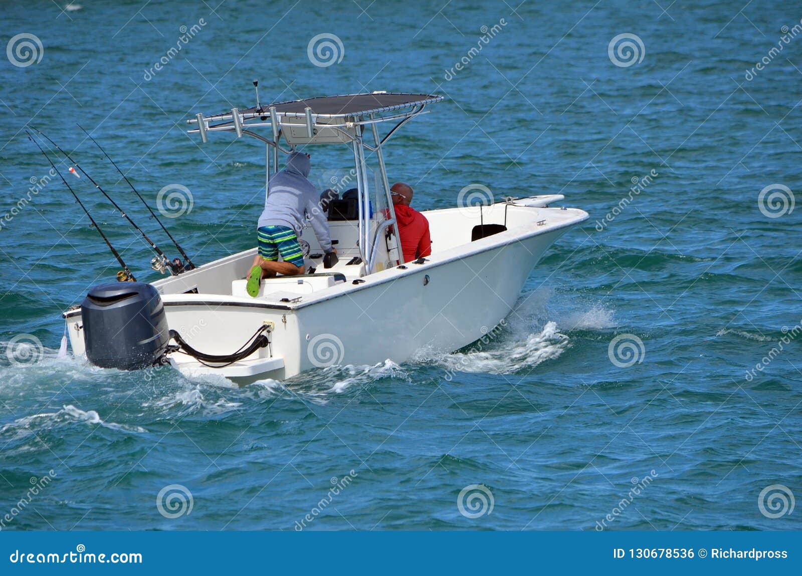Open Sport Fishing Boat on the Florida Intra-coastal Waterway Editorial  Photo - Image of single, open: 130678536