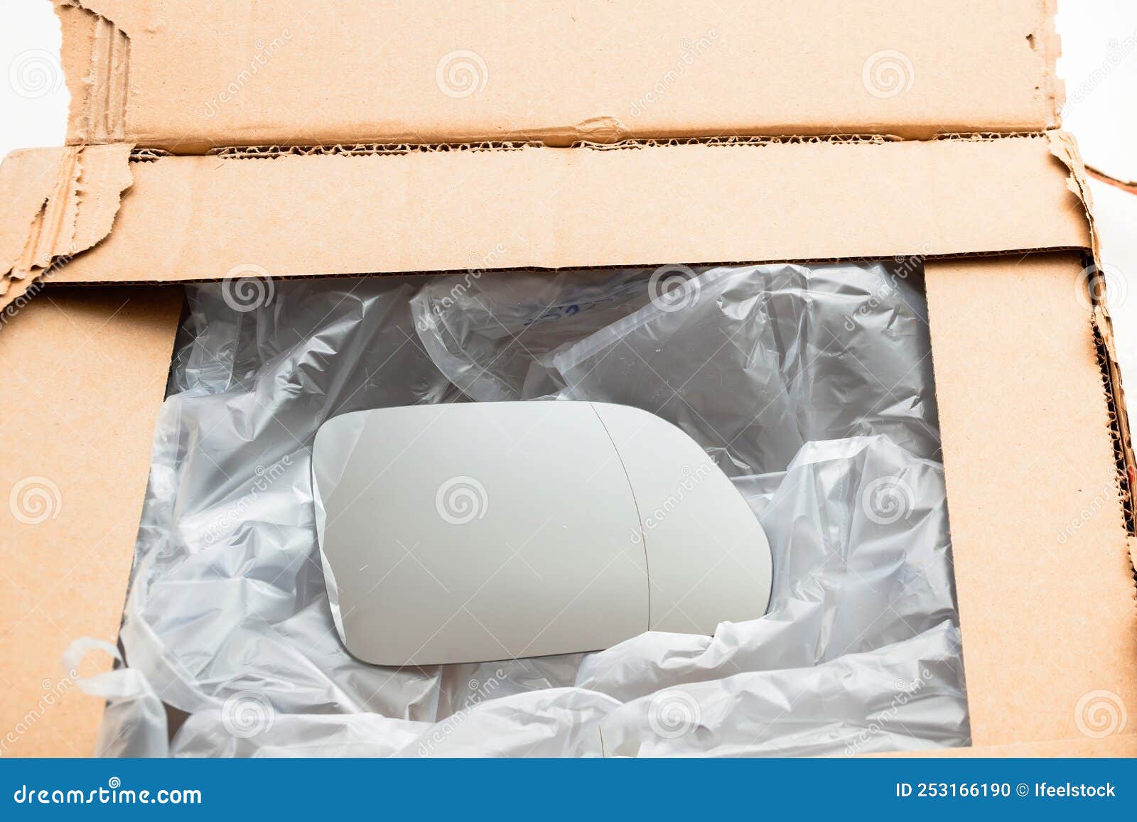 Packaging Box with in Packaging Plastic Air Pouch Wrapped Around Rear