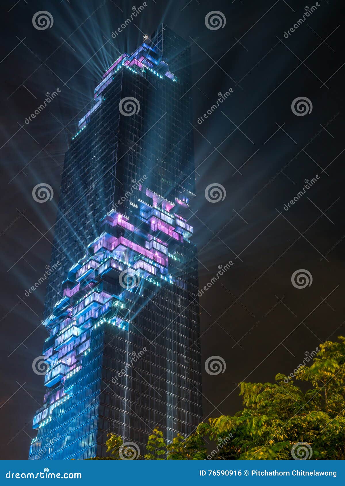 græs Optimal Irreplaceable Opening Light Show of Skyscraper Building in Bangkok Editorial Photo -  Image of awesome, light: 76590916