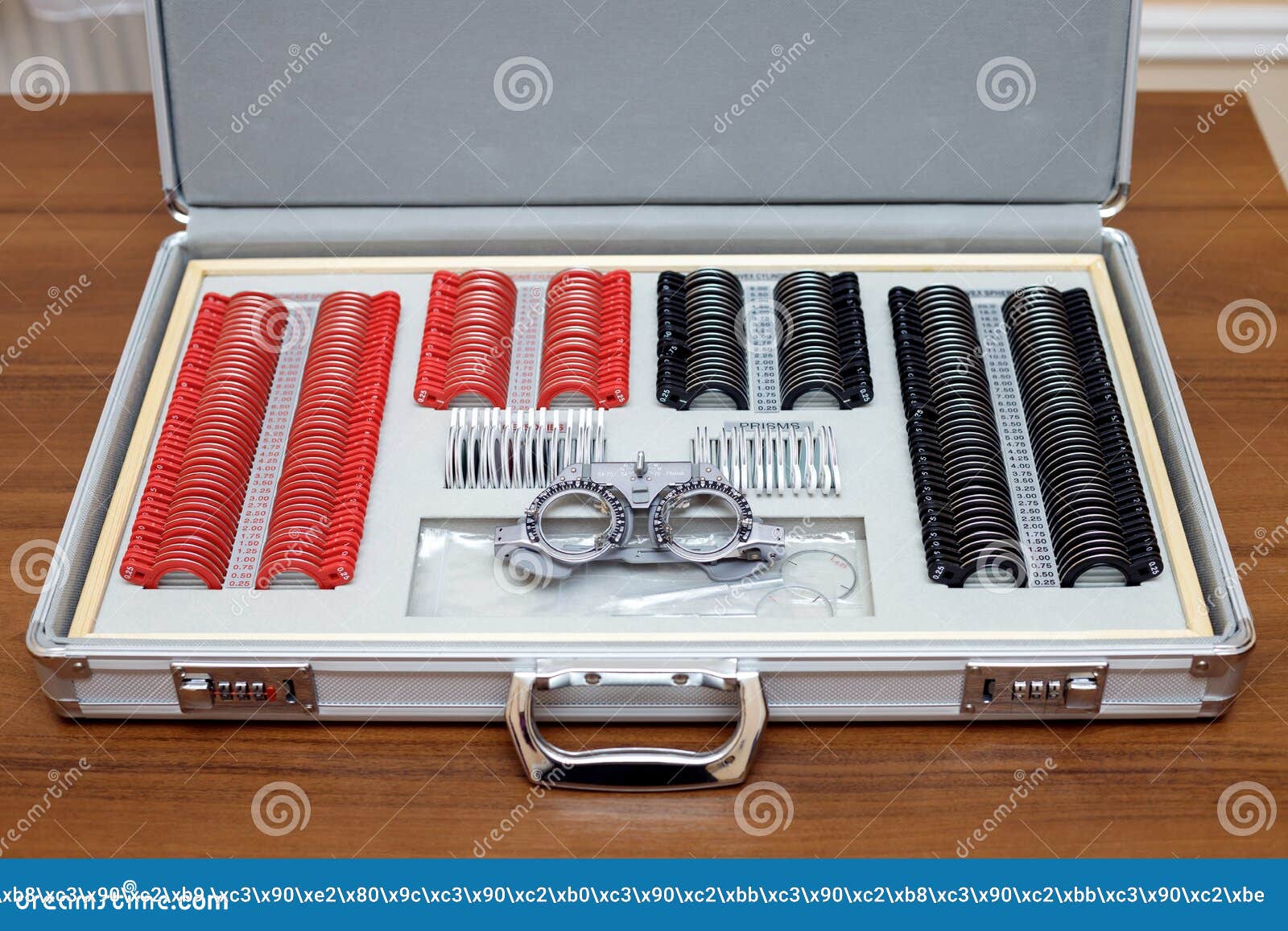 ophthalmic test lens kit