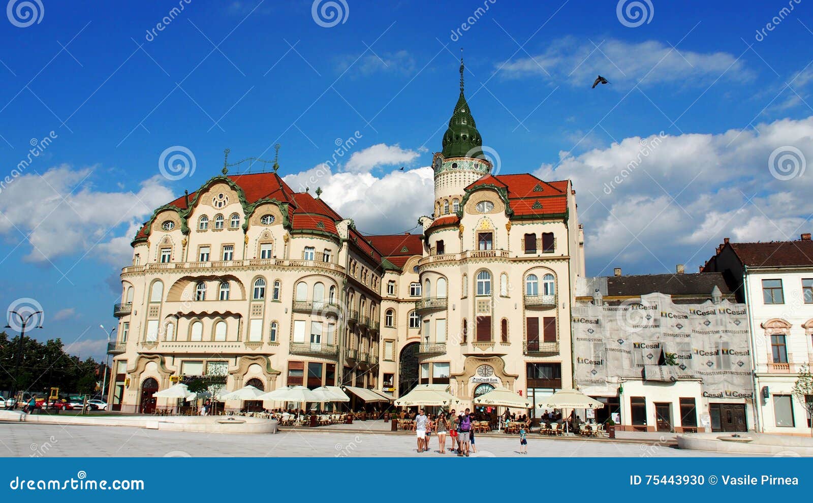 Oradea market place editorial image. Image of roumania 75443930
