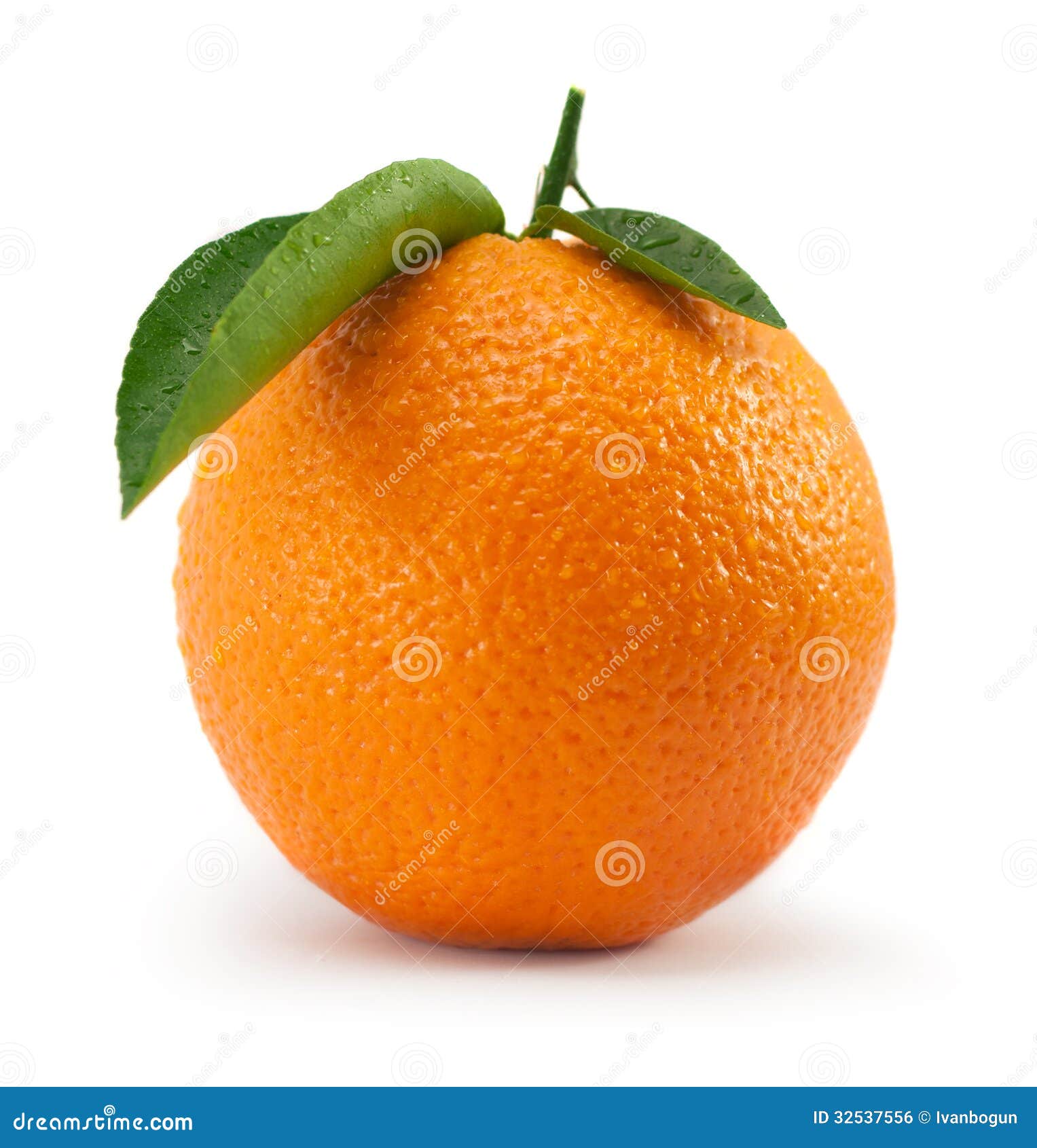 orange with leaf