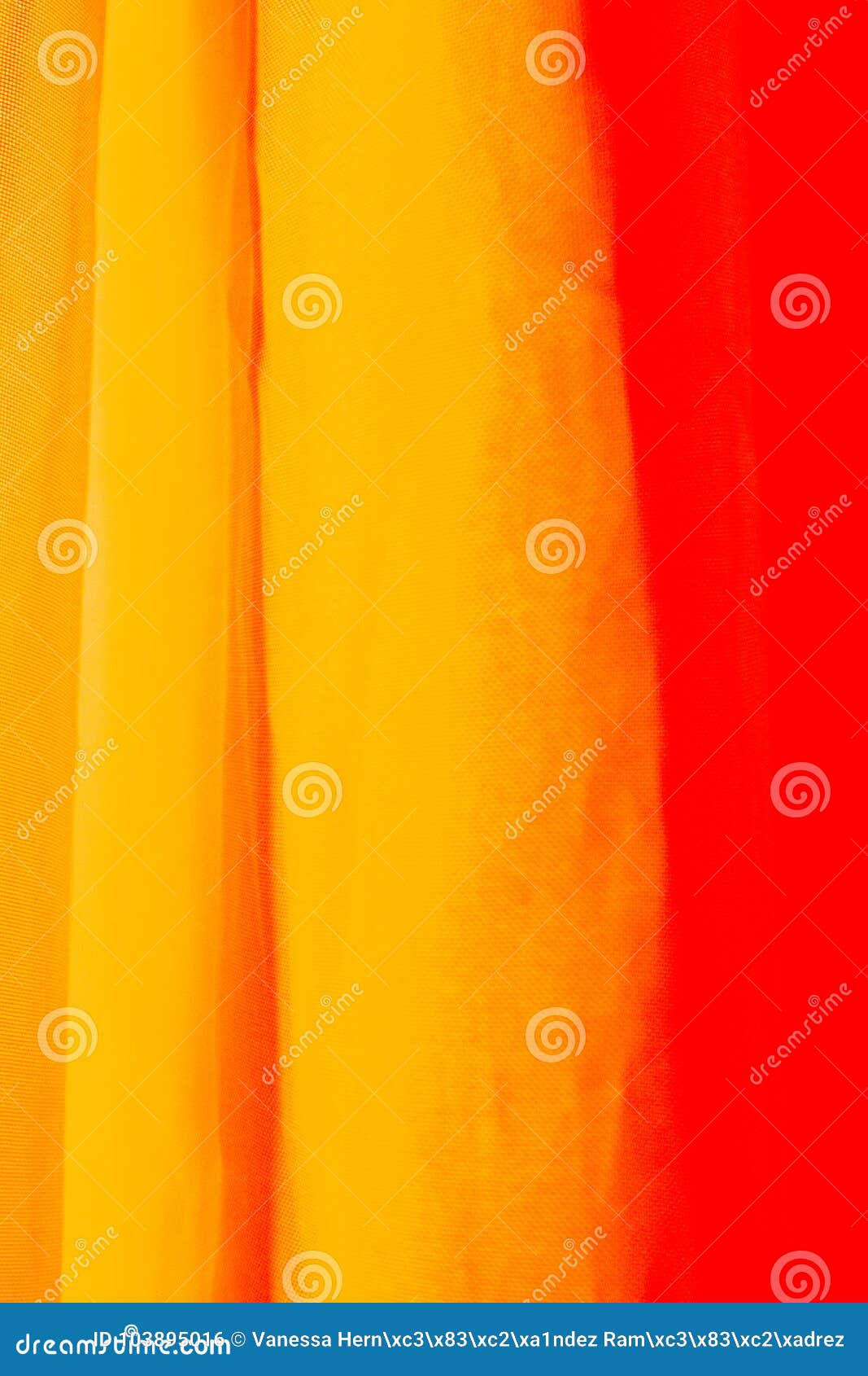 Orange Vorhang. Orange Leinenvorhang, der Ruhe bezeichnet Ideal für Beschaffenheiten oder Hintergründe schaffen