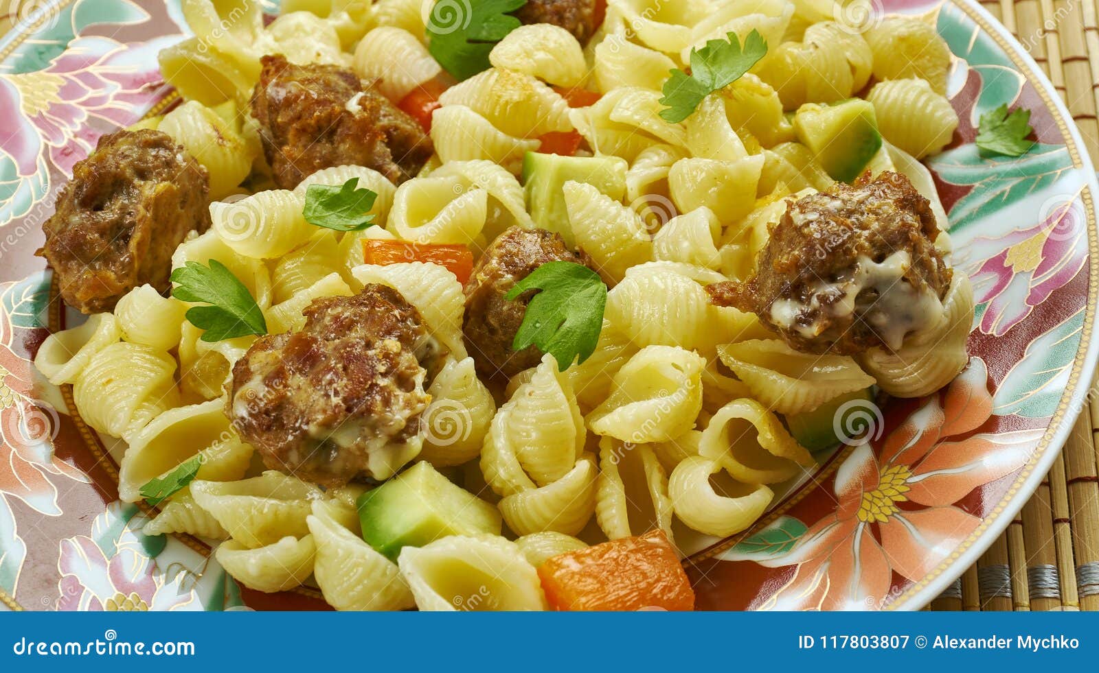 Orecchiette Con Mini Chicken Meatballs Imagen de archivo Imagen de