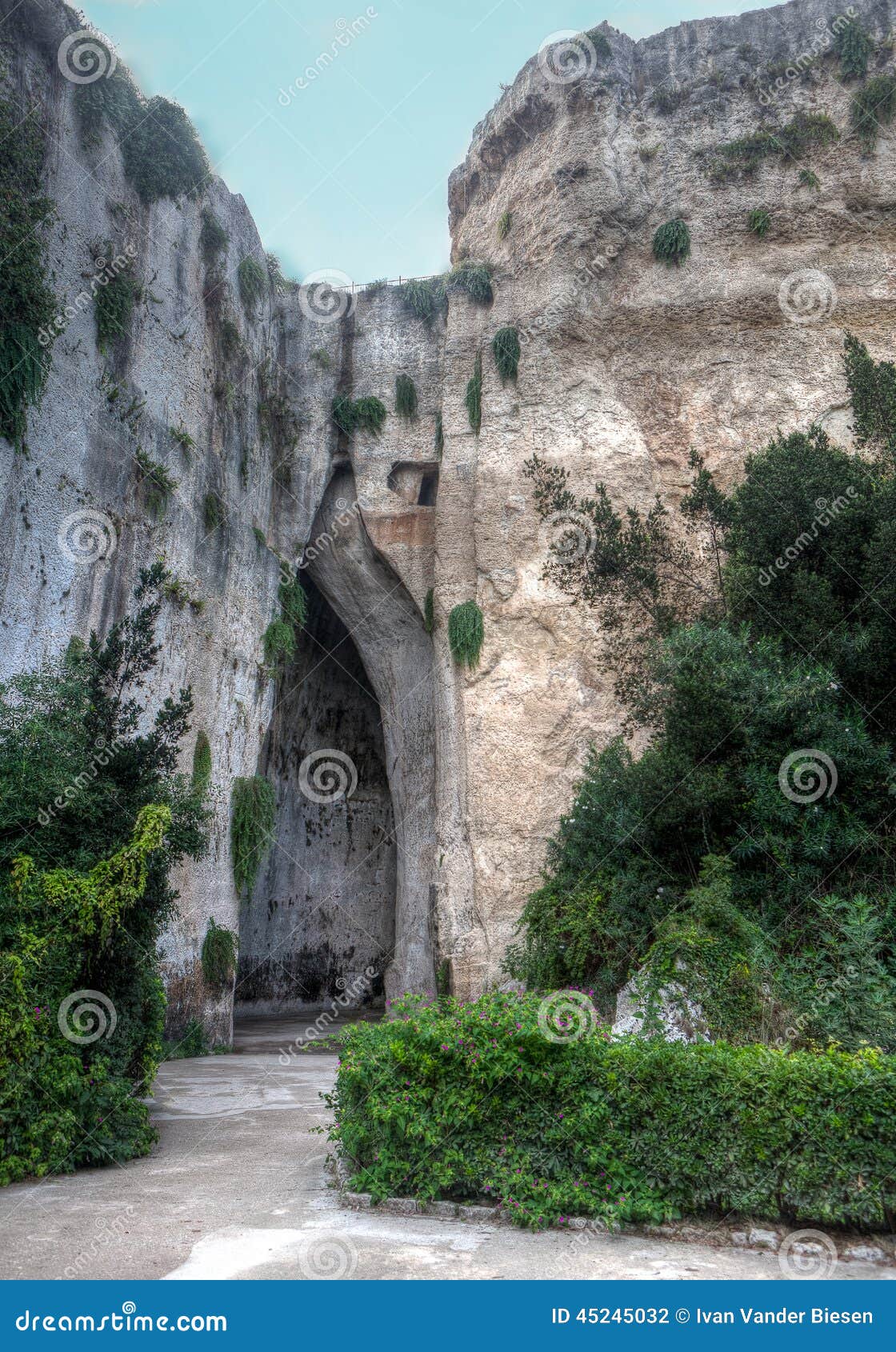 orecchio di dionisio latomia del paradiso syracuse, sicily, italy