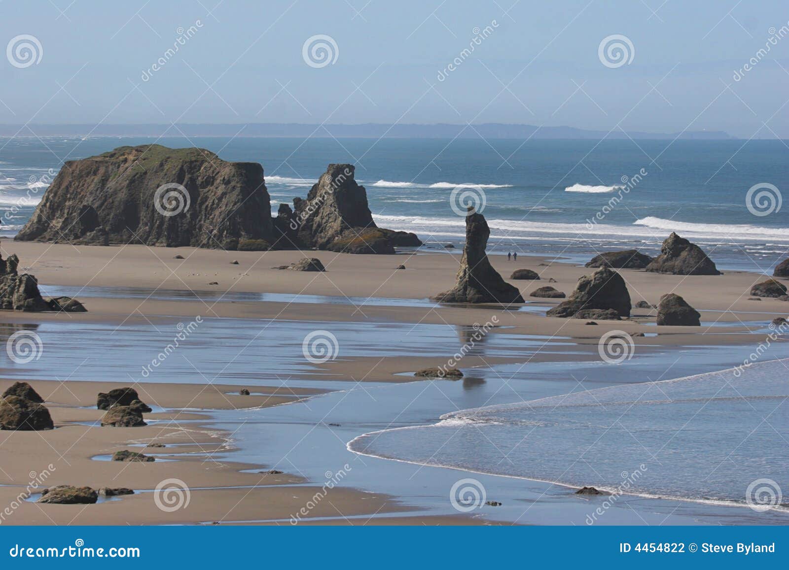 oregon-coast-at-low-tide-stock-photo-image-of-sand-ocean-4454822