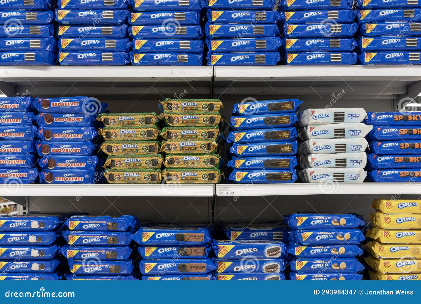 Oreo Cookie Display. Oreo Sandwich Cookies are the Best Selling Cookies
