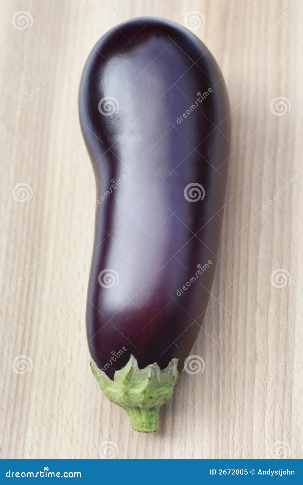 organic aubergine