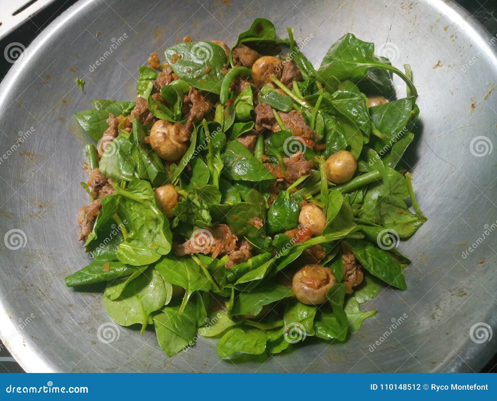 Spinach stew in a pan stock photo. Image of spinach 110148512