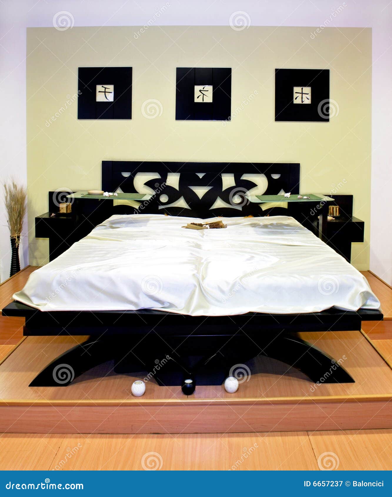 Oriental bed stock image. Image of frame, apartment, oriental 6657237